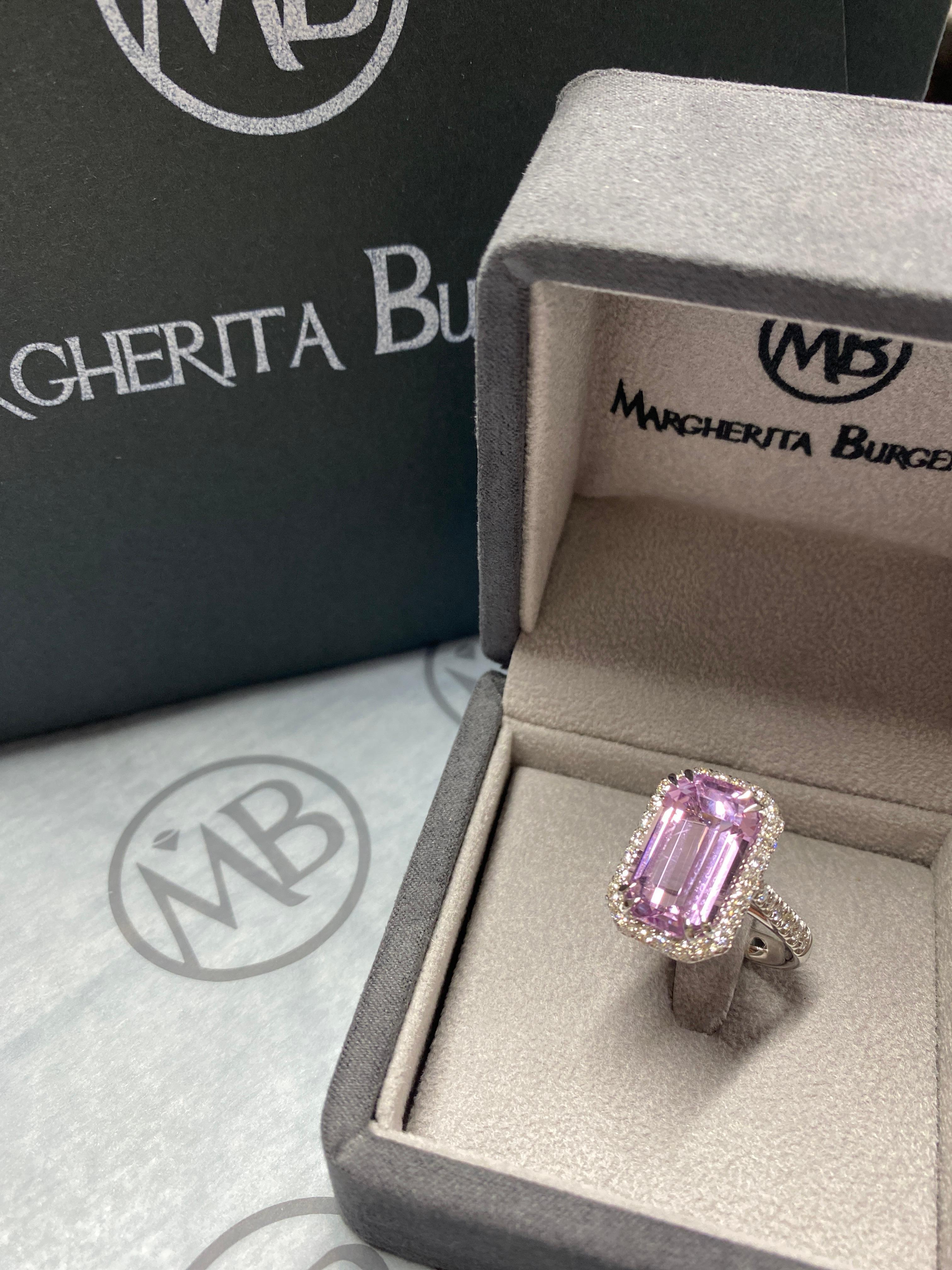 11.12 Kt  Kunzite Diamonds 18k White Gold Made in Italy  Ring For Sale 1