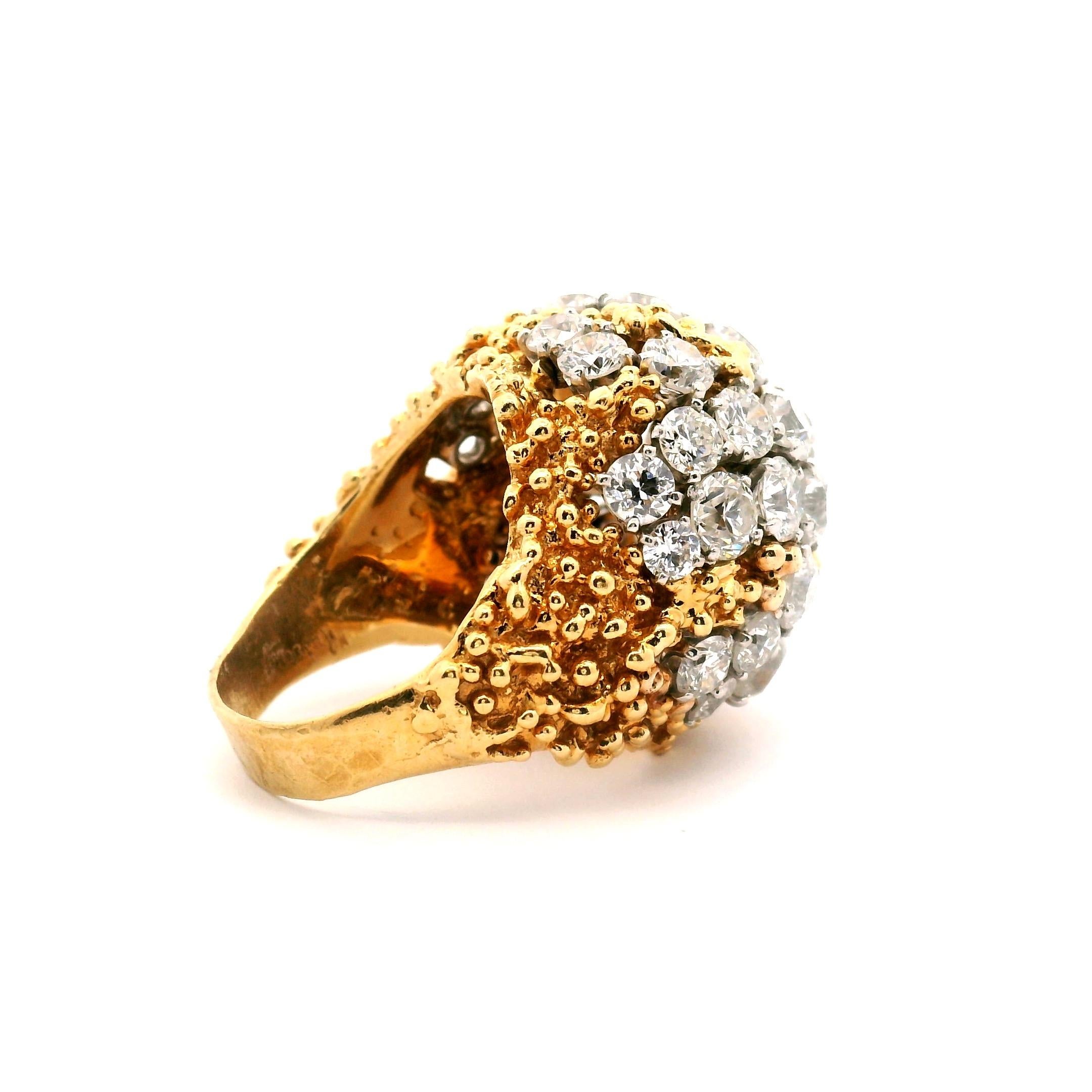 da uomo o donna 11.14 ct. Diamond Dome Ring By Ruser in vendita