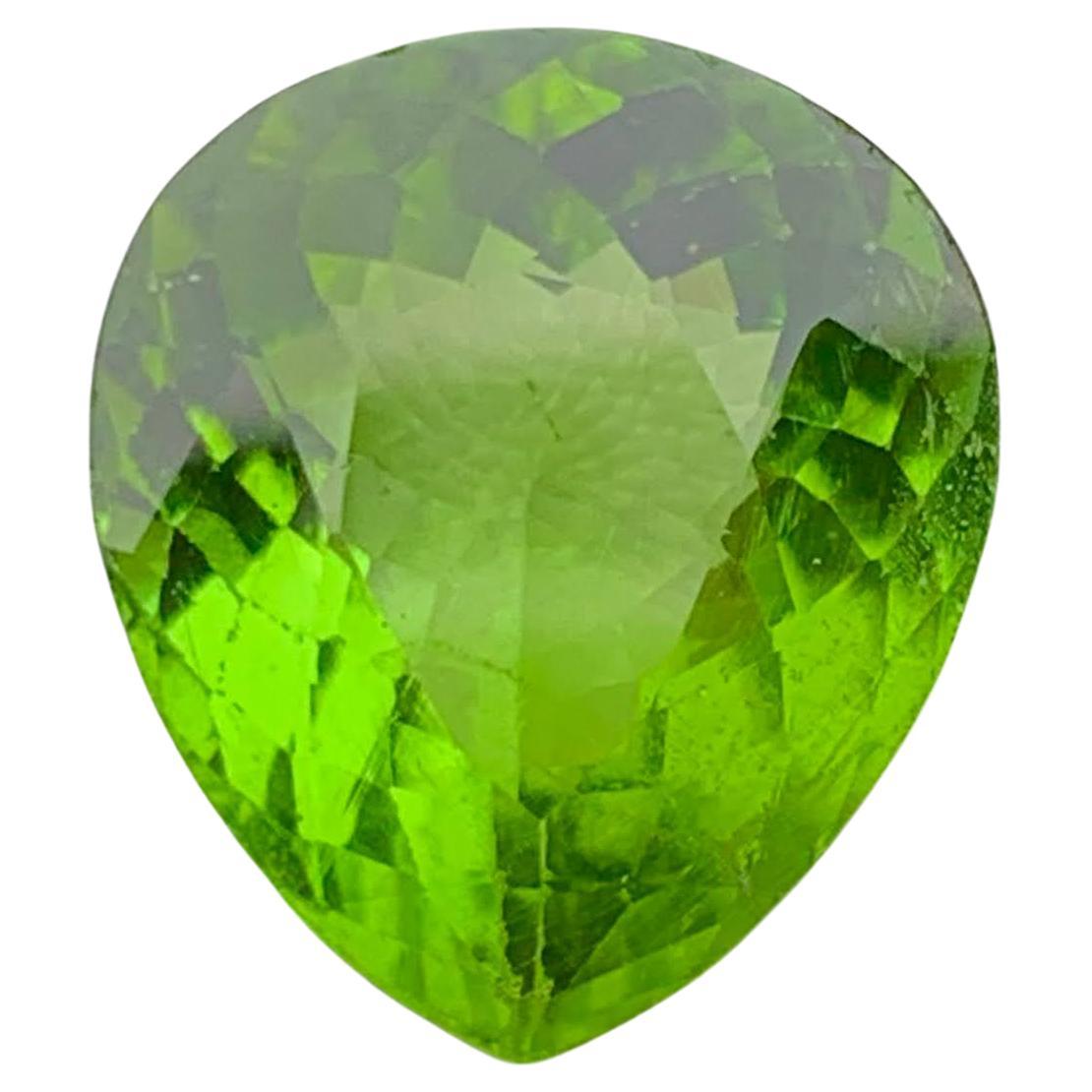 11.15 Carat Natural Loose Green Peridot Stone Pear Cut Pakistani Gemstone (pierre précieuse du Pakistan)