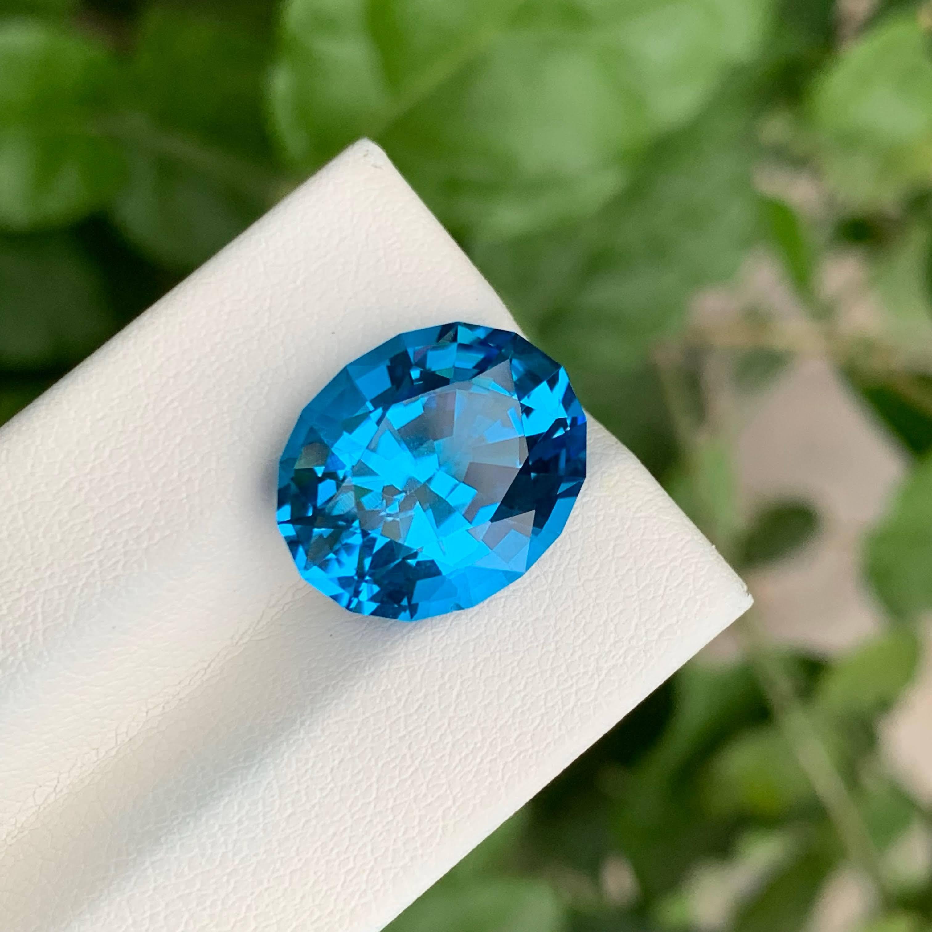 11,15 Karat Neon Blue Topaz Stein Ovalschliff Natürlicher Madagaskar's Edelstein (Moderne) im Angebot