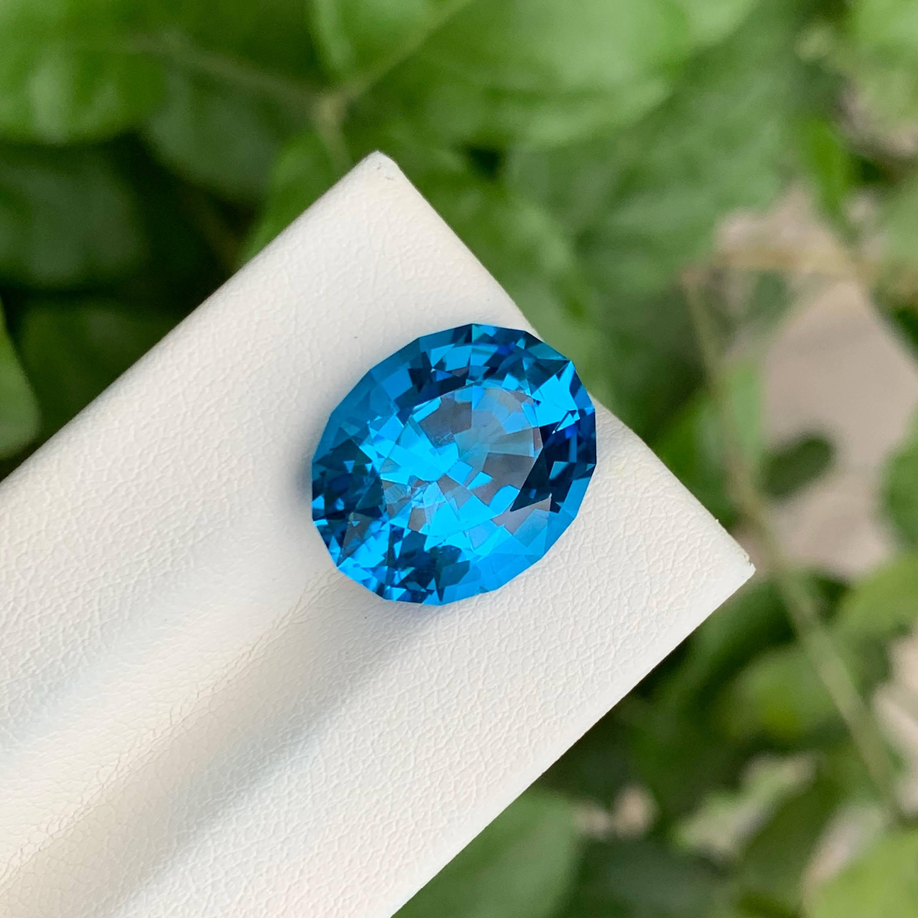 11,15 Karat Neon Blue Topaz Stein Ovalschliff Natürlicher Madagaskar's Edelstein im Zustand „Neu“ im Angebot in Bangkok, TH
