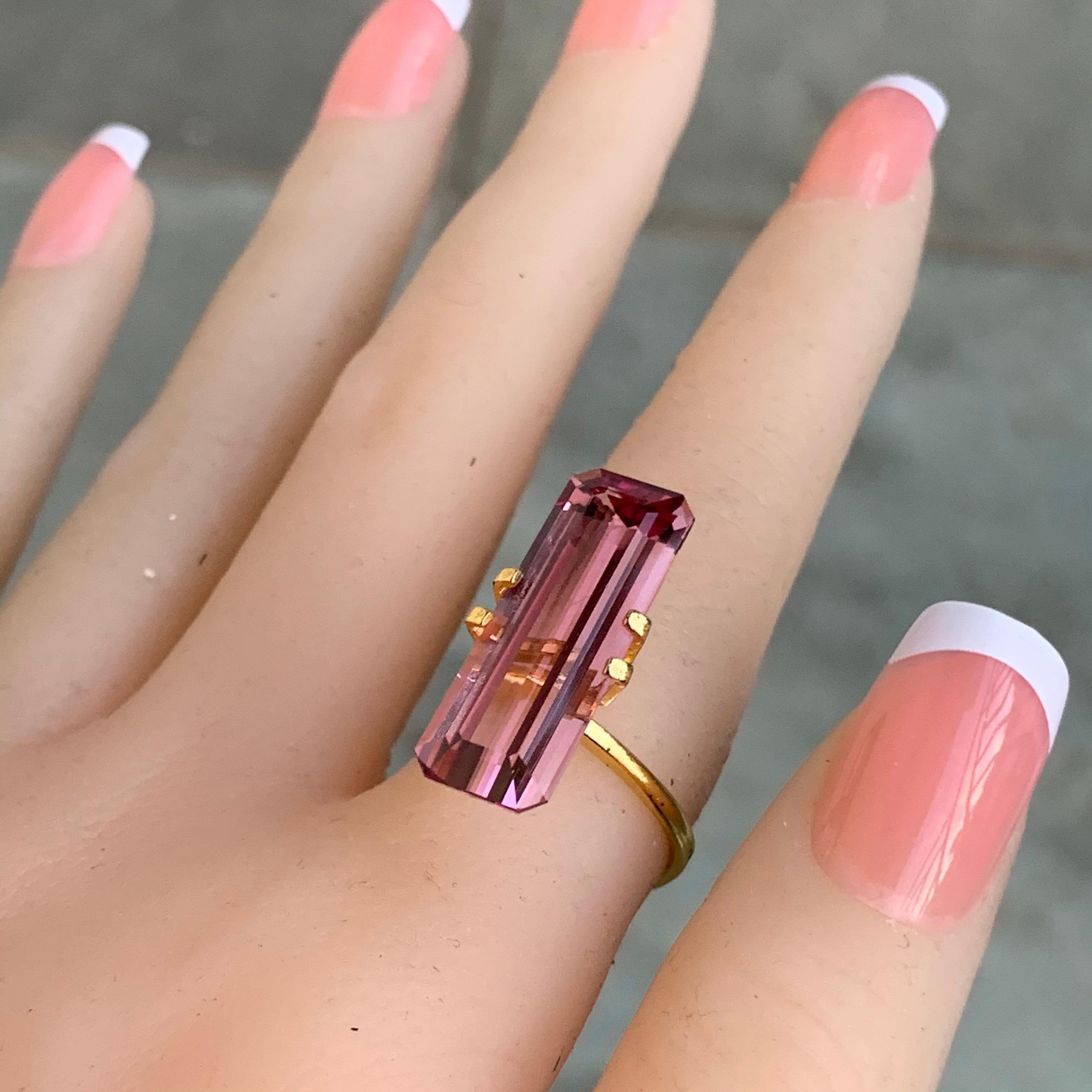 11.16 Carat Pink Tourmaline Loose Gemstone In New Condition For Sale In West Hollywood, CA