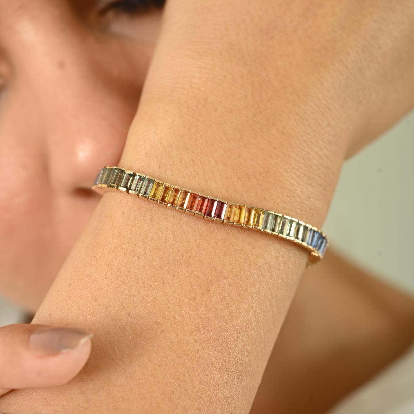 De las mujeres Pulsera de Tenis de Zafiro Múltiple Natural de Corte Baguette de 11,16 qt en Oro Amarillo de 14k en venta