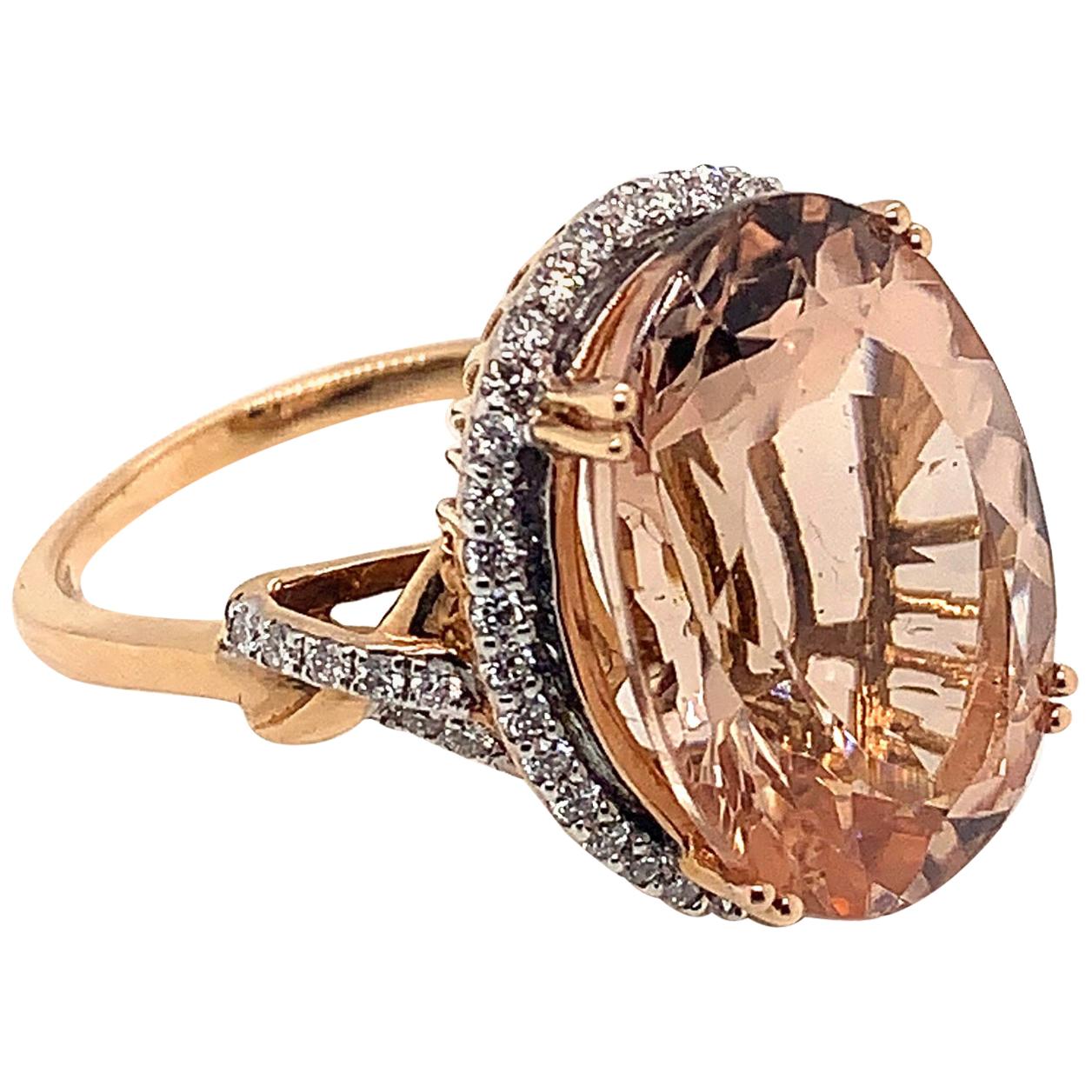 11.17 Carat Oval Shaped Morganite Ring in 18 Karat Rose Gold with Diamonds For Sale