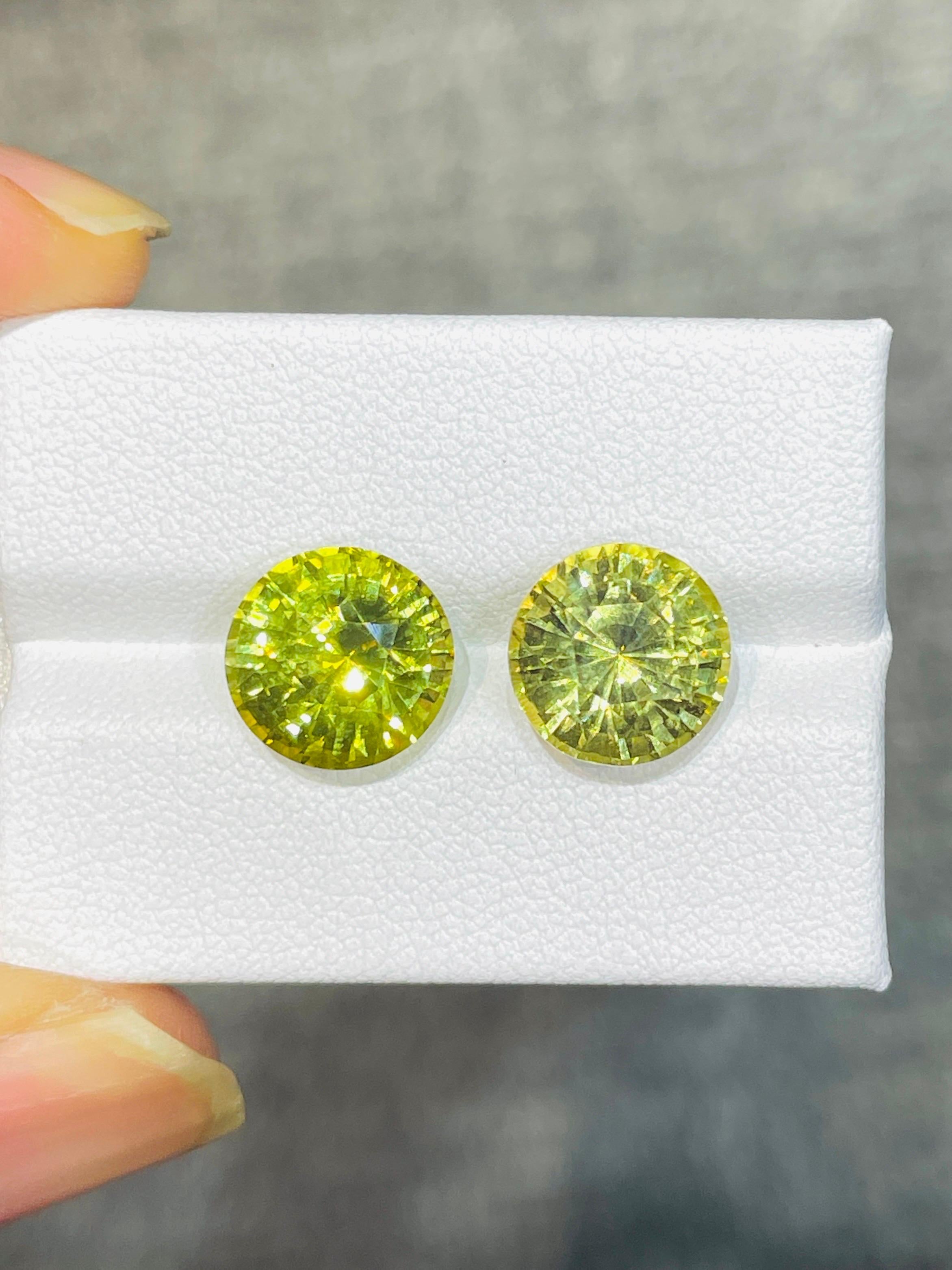 11,17 Karat Kanarienvogelgelber Chrysoberyll unbehandelt Sauberer und präziser Schliff (Brillantschliff) im Angebot