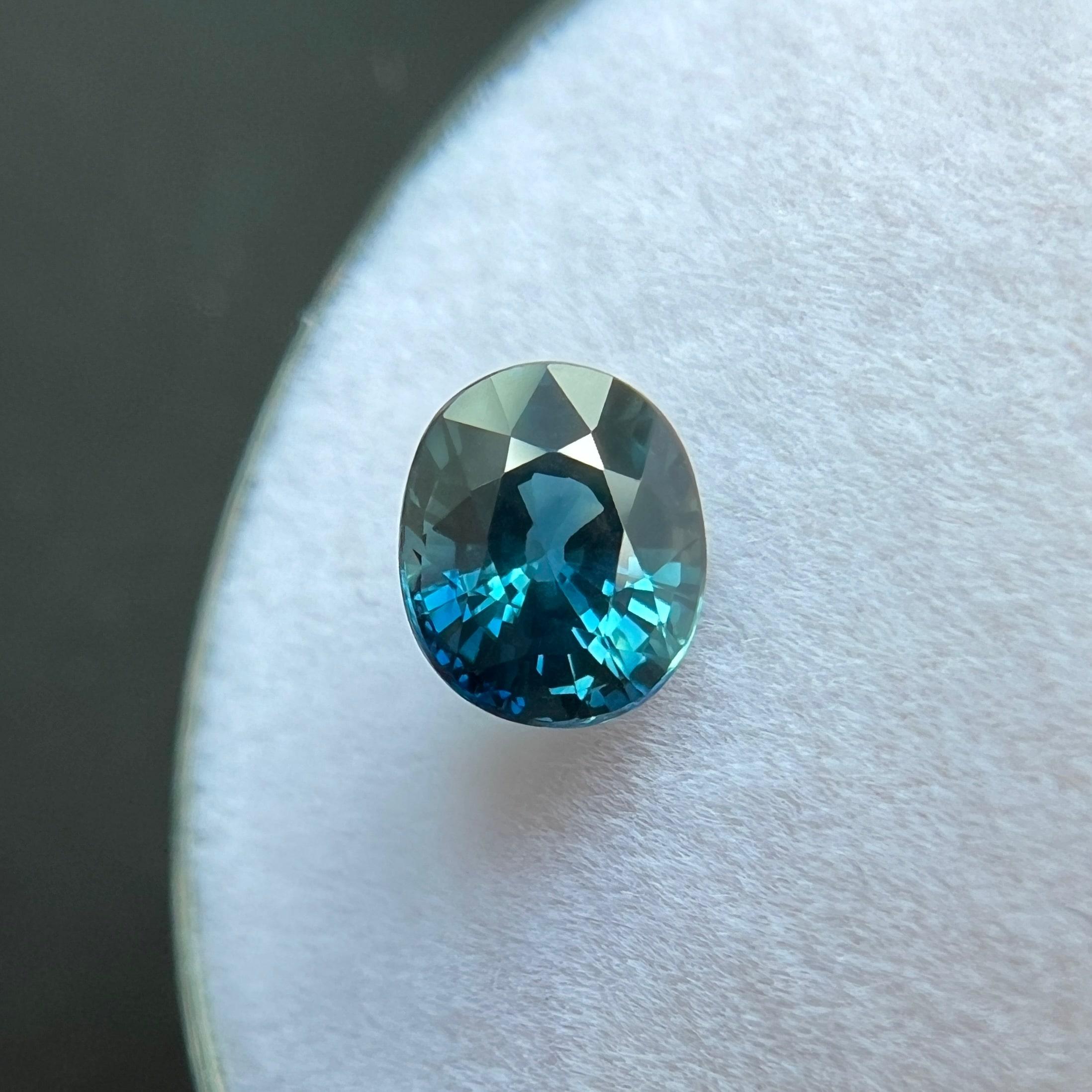 1.11Ct Gia Certified Natural Vivid Blue Sapphire Oval Cut Gemstone 6.1X5.1Mm For Sale 2