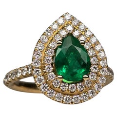 1.11ct Green Emerald Diamond ring pear engagement ring 18KT