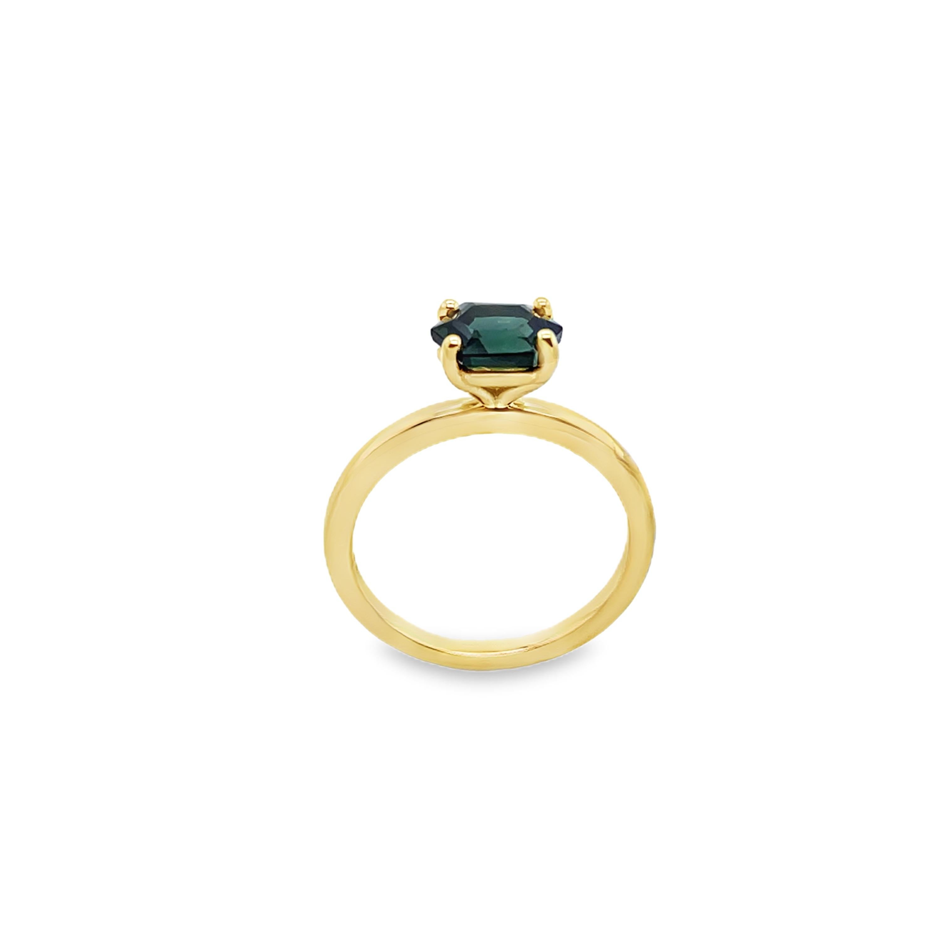 Anillo de compromiso de zafiro verde teal de 1,11 ct - Engastado en un elegante oro amarillo de 18 ct en Nuevo estado para la venta en London, GB