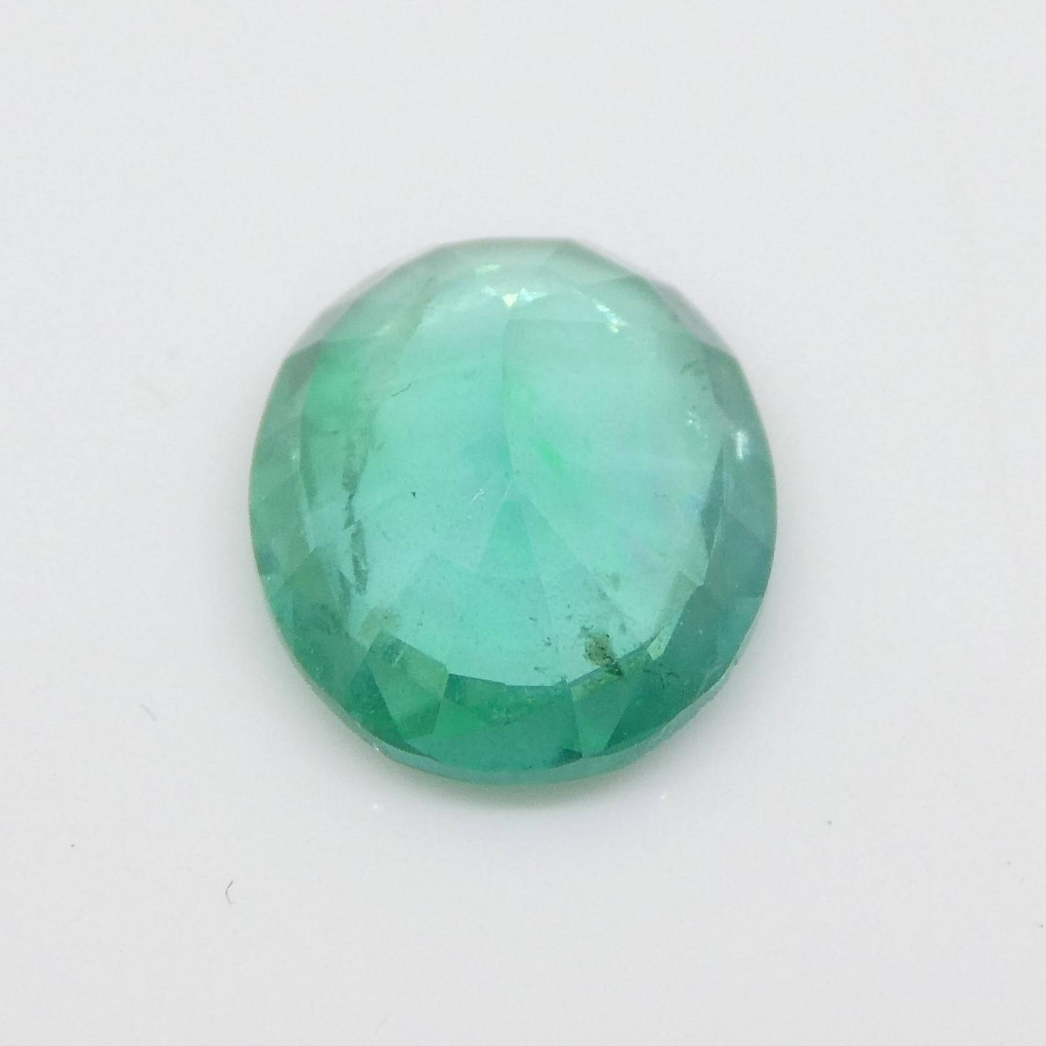 1.11ct Oval Green Emerald from Zambia For Sale 4