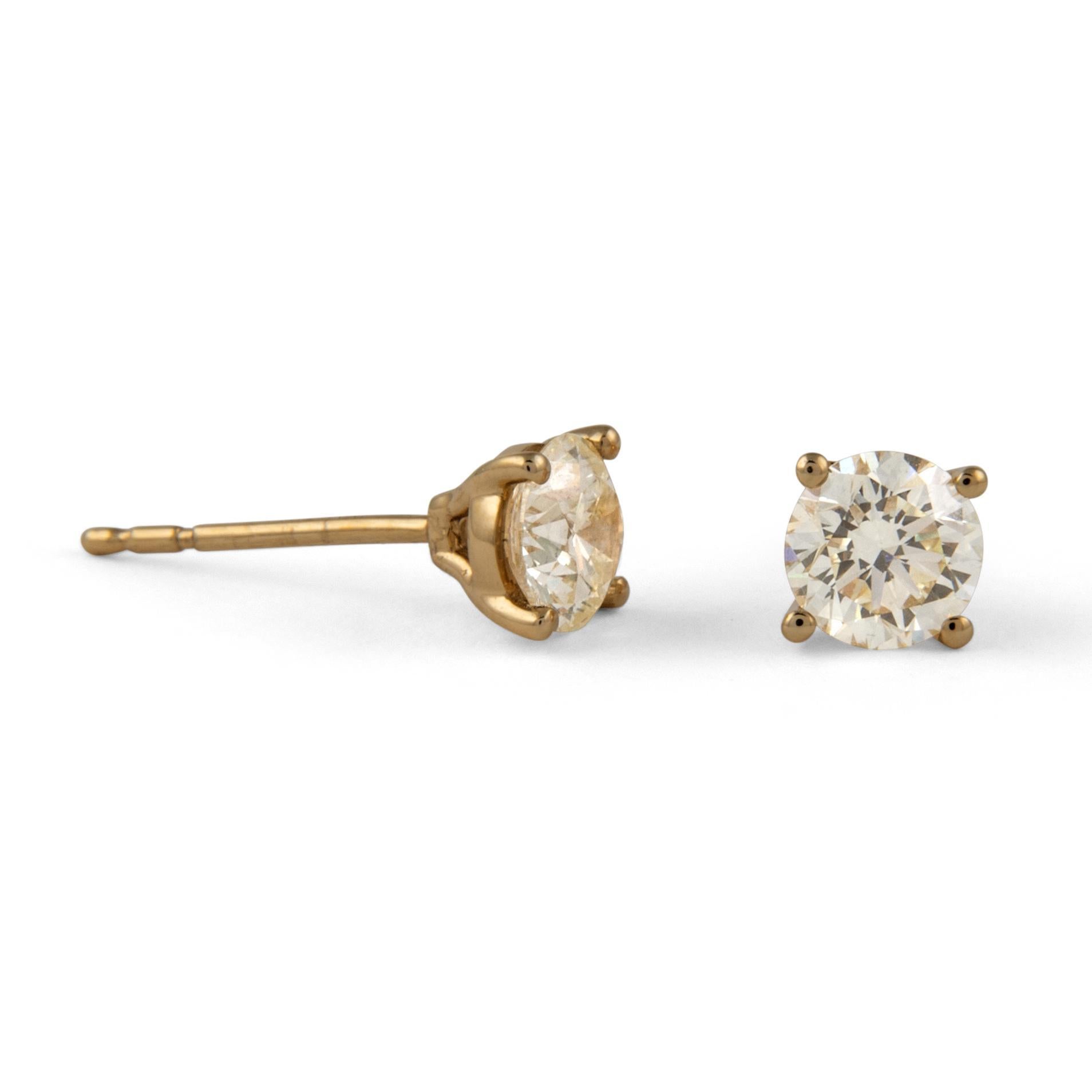 Contemporain Boucles d'oreilles en or jaune 18k avec diamant rond de 1,11ct en vente
