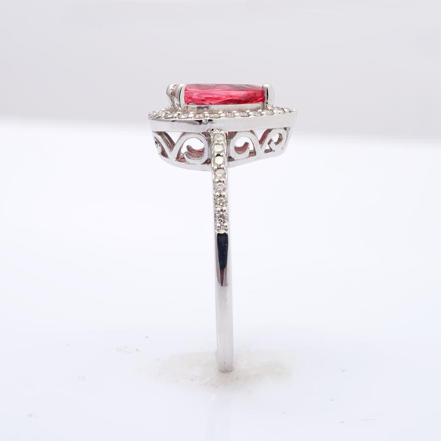 Mixed Cut 1.12 Сarats Neon Tanzanian Spinel Diamonds set in 14K White Gold Ring For Sale