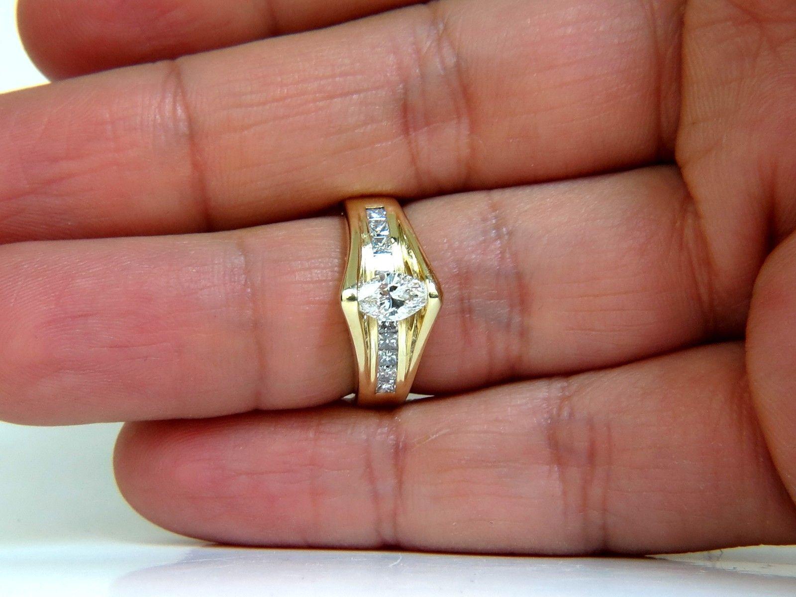 1.12 Carat 18 Karat 1.12 Carat Diamonds Tension Top Class Mod Deco Handmade Ring For Sale 3