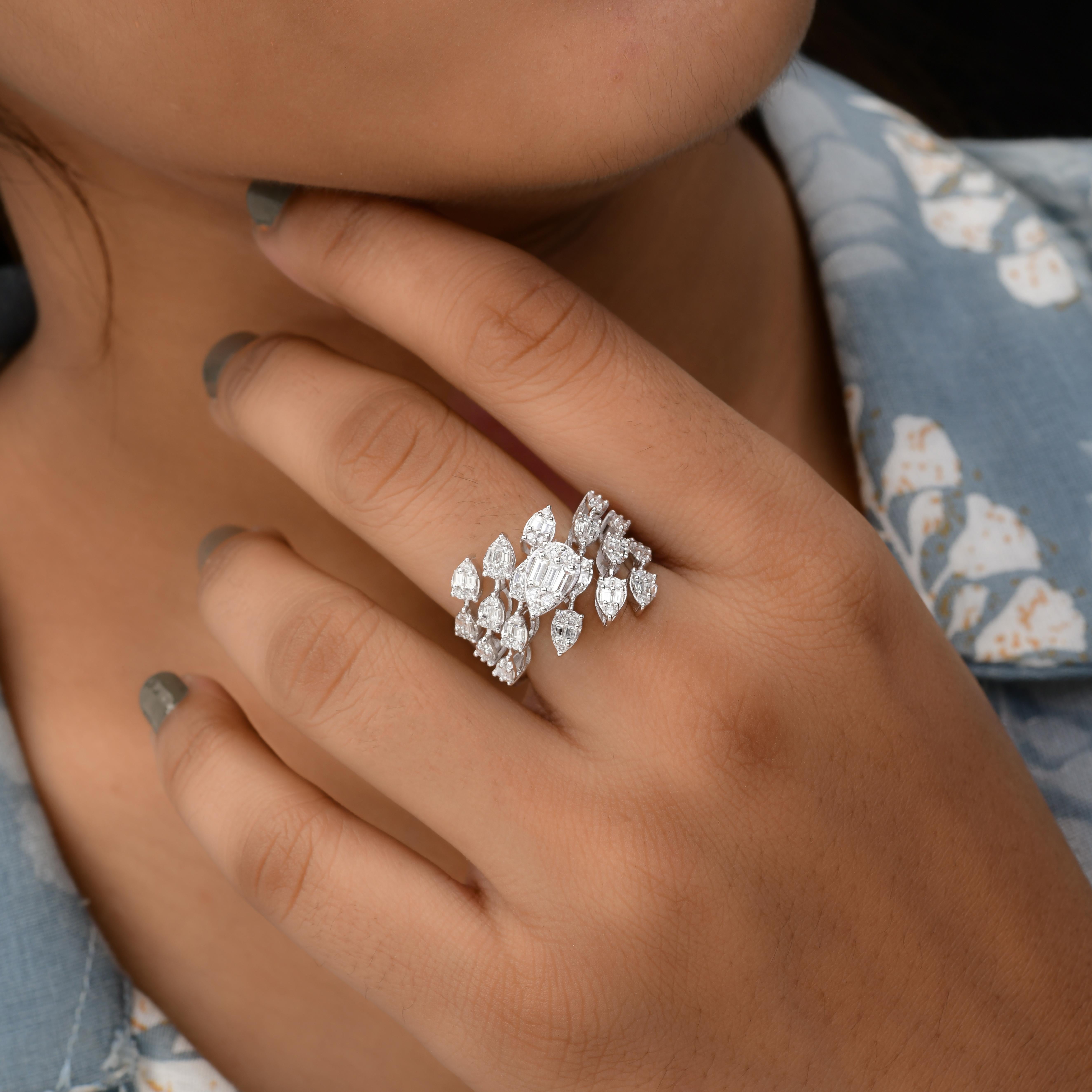 En vente :  1.12 Carat Baguette Round Diamond Leaf Cluster Cocktail Ring 18 Karat White Gold 2