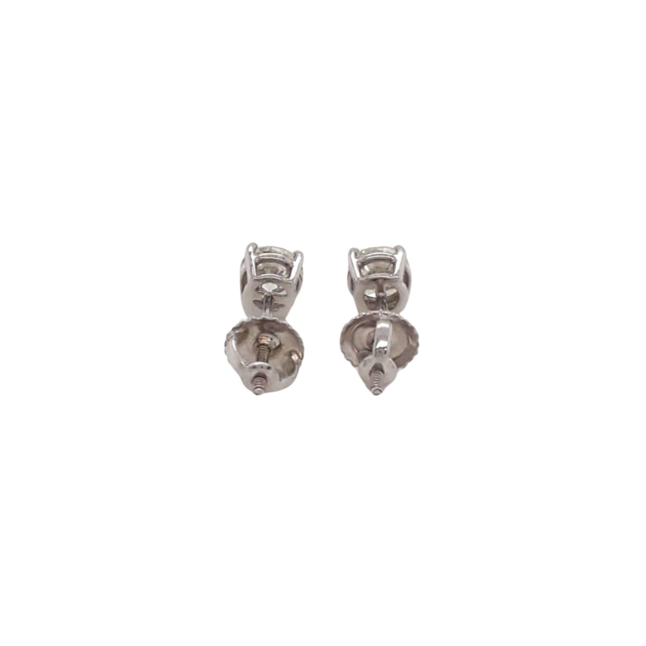 1.12 Carat Diamond Stud Earrings In New Condition In Miami, FL
