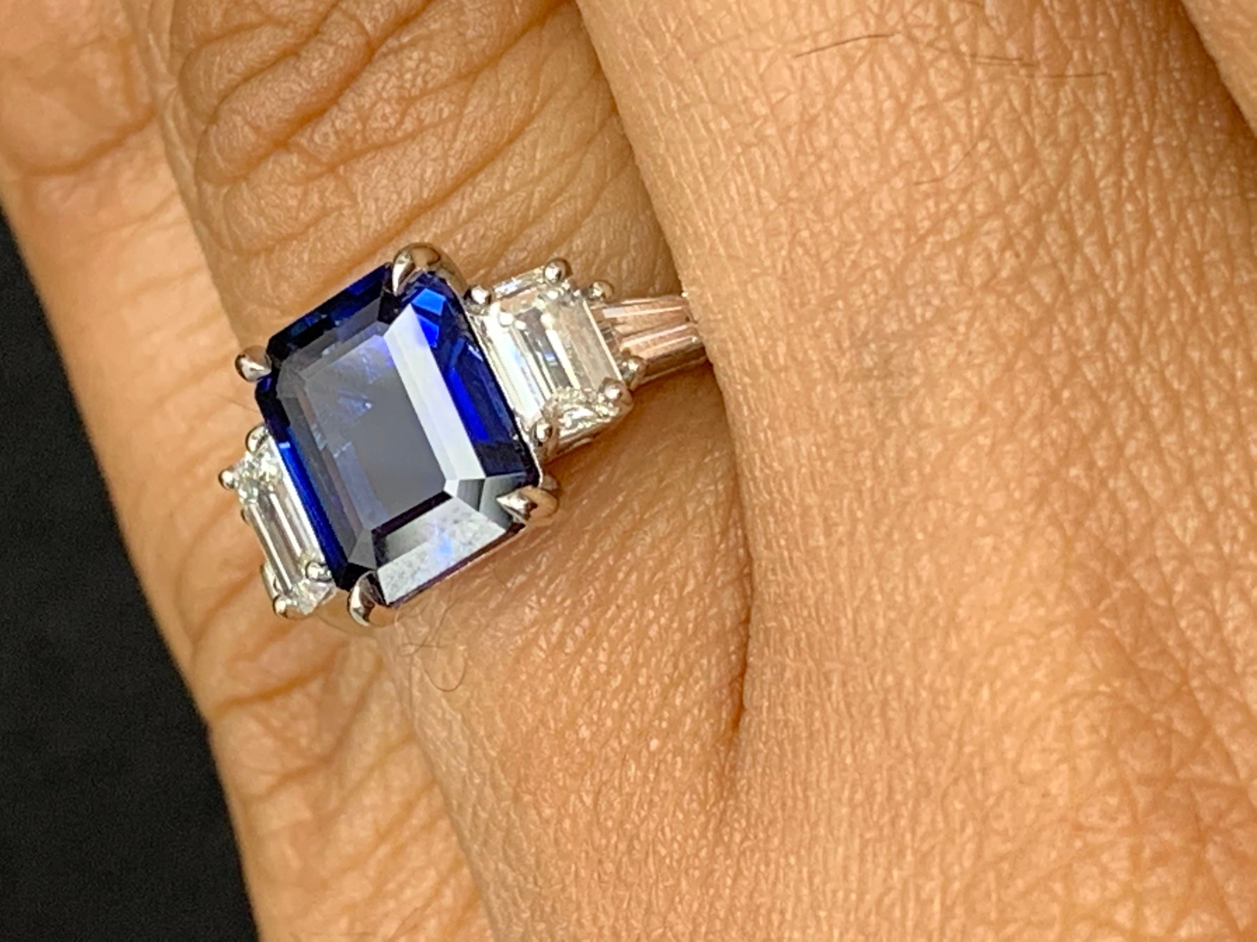 Modern 1.12 Carat Emerald Cut Sapphire and Diamond 5 Stone Ring in 14k White Gold For Sale