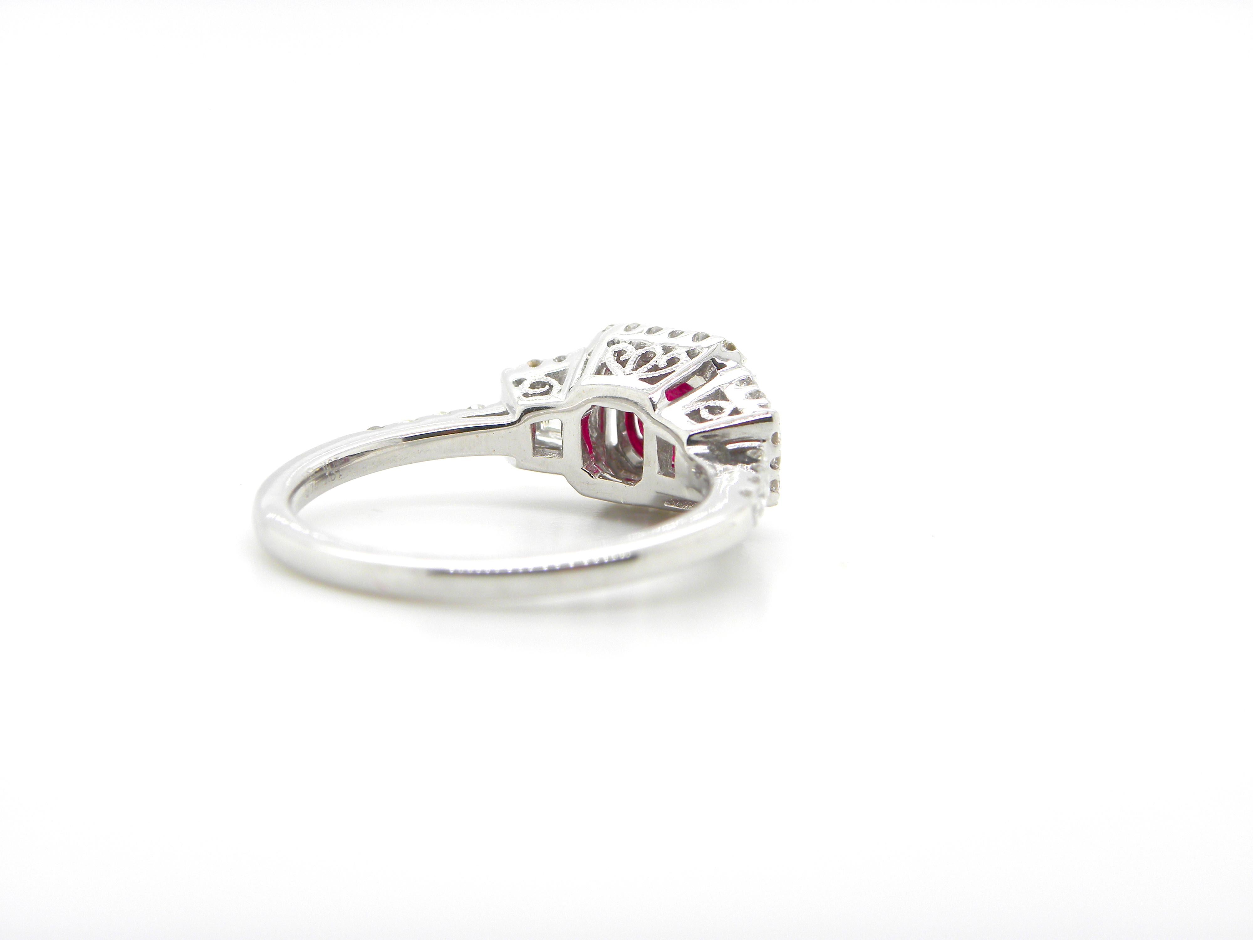 Women's or Men's 1.12 Carat GIA Certified Unheated Vivid Red Burmese Ruby and Diamond Gold Ring