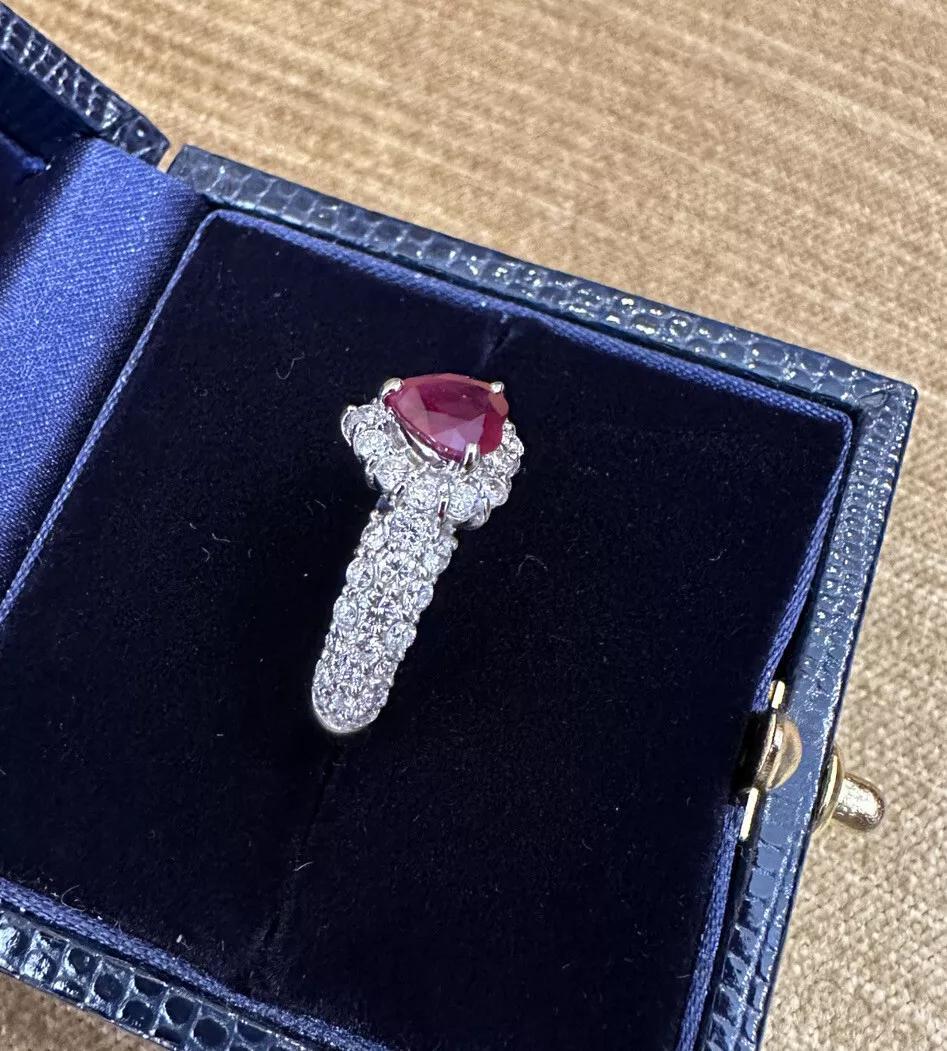 1.12 carat Heart Shaped Ruby and Diamond Ring in Platinum In Excellent Condition For Sale In La Jolla, CA
