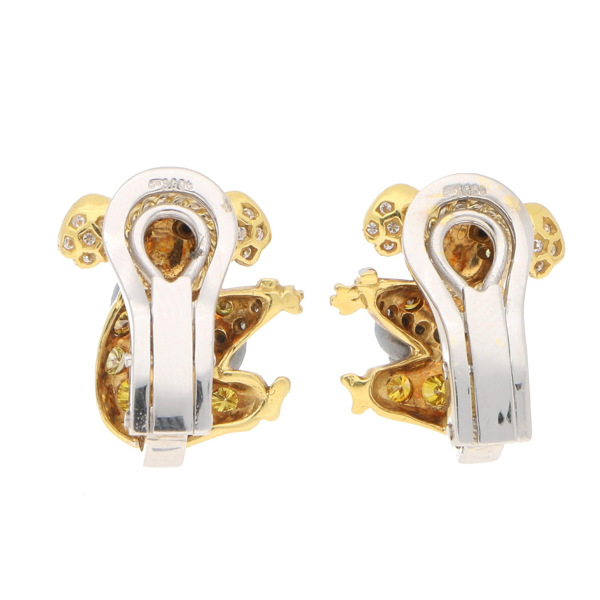 Taglio rotondo Orecchini a clip con diamante giallo e onice Koala in vendita