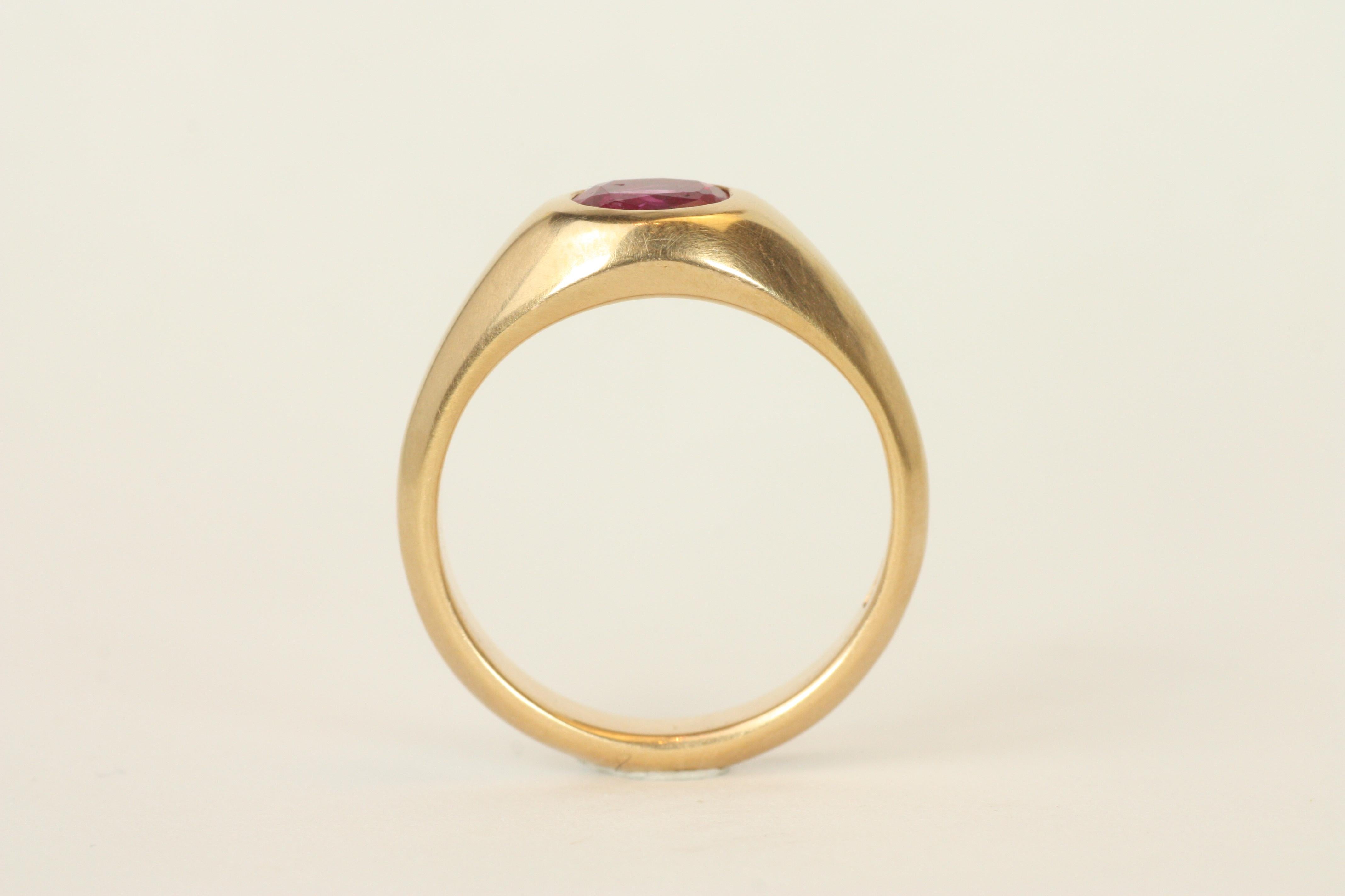 Modern 1.12 Carat Oval Burmese Ruby Gypsy Ring in 14K Rose Gold Handmade For Sale