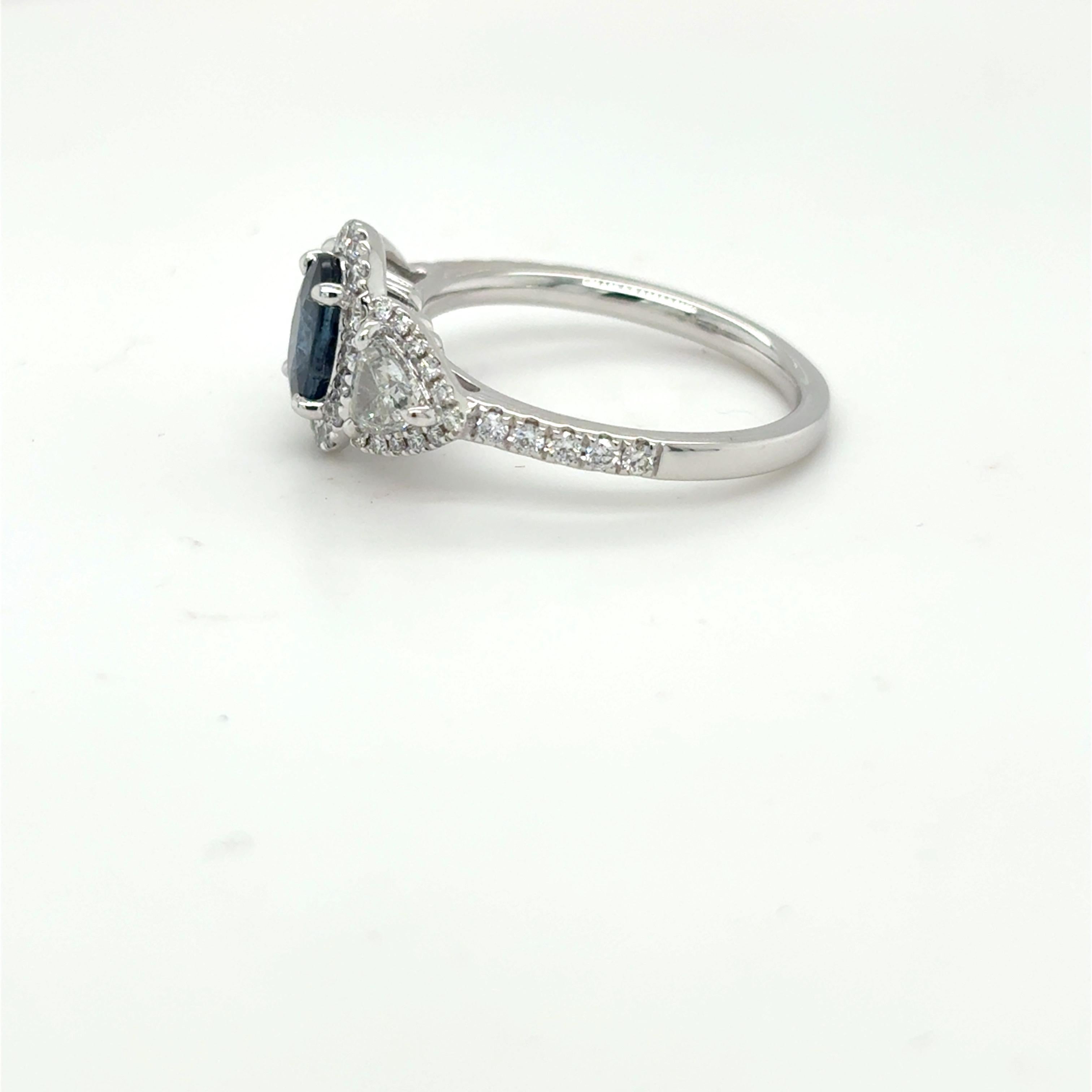 1.12 Carat Oval Cut Blue Sapphire Diamond Platinum Ring For Sale 7