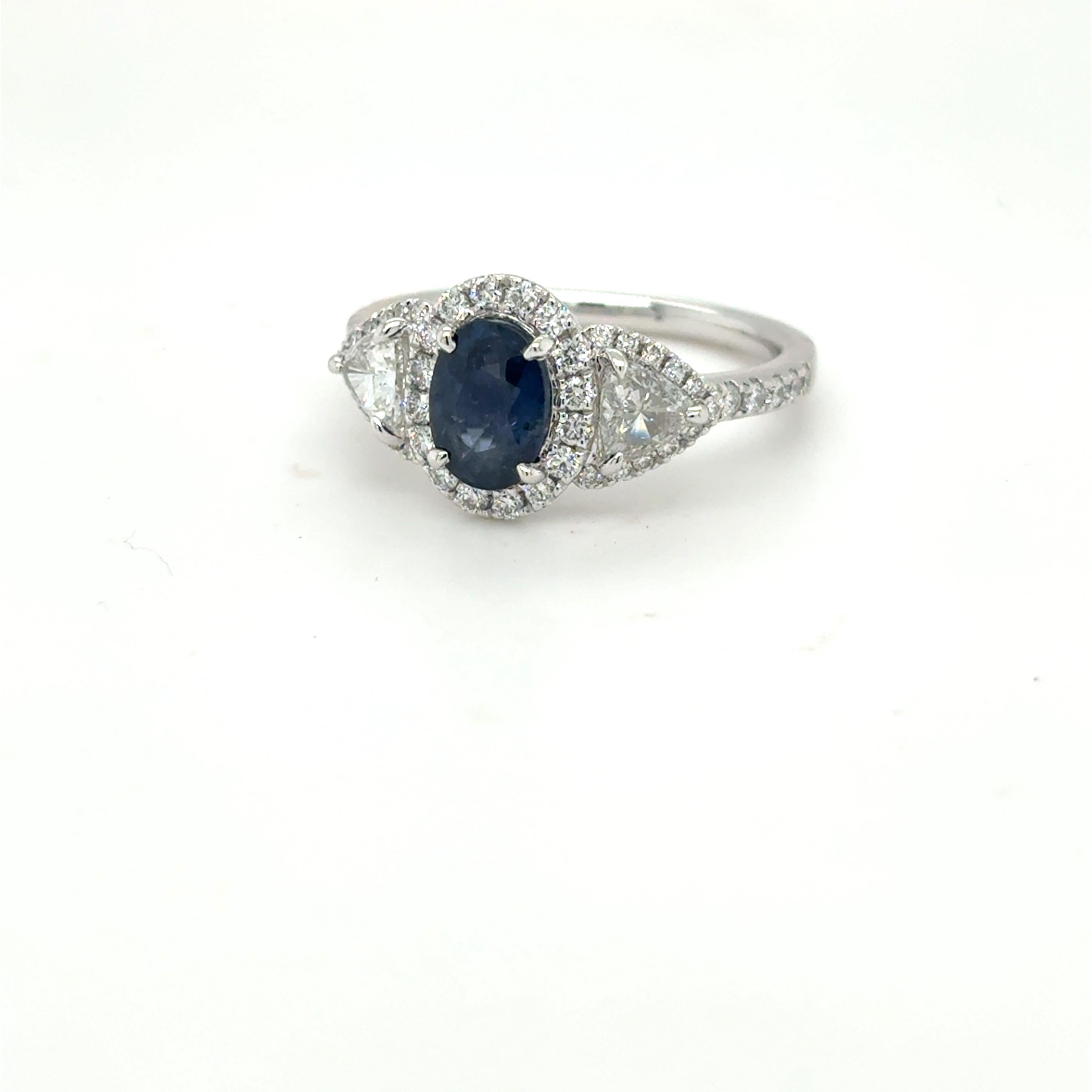 1.12 Carat Oval Cut Blue Sapphire Diamond Platinum Ring For Sale 11