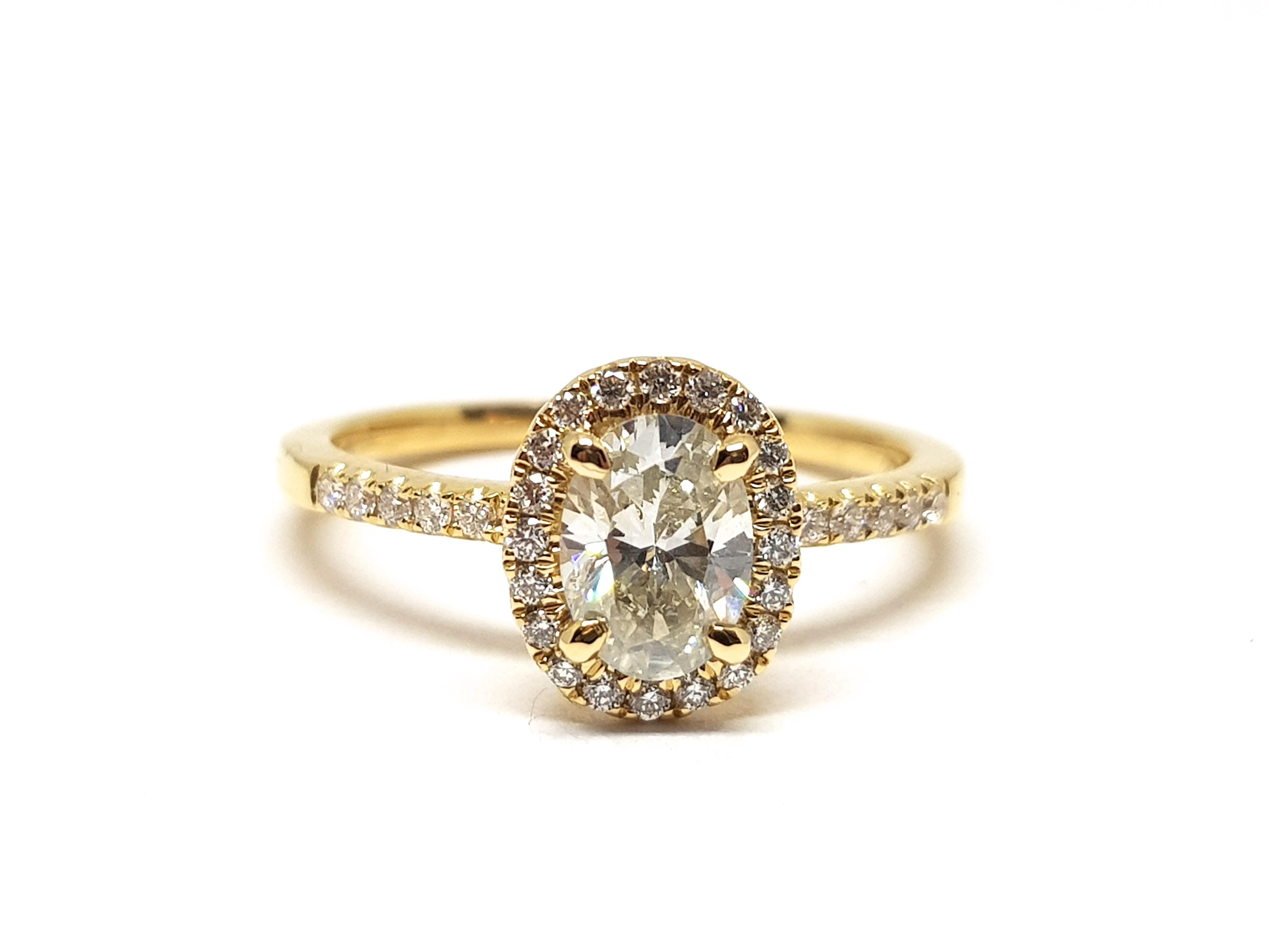 1.12 Carat Yellow Gold White Diamond Engagement Ring 2