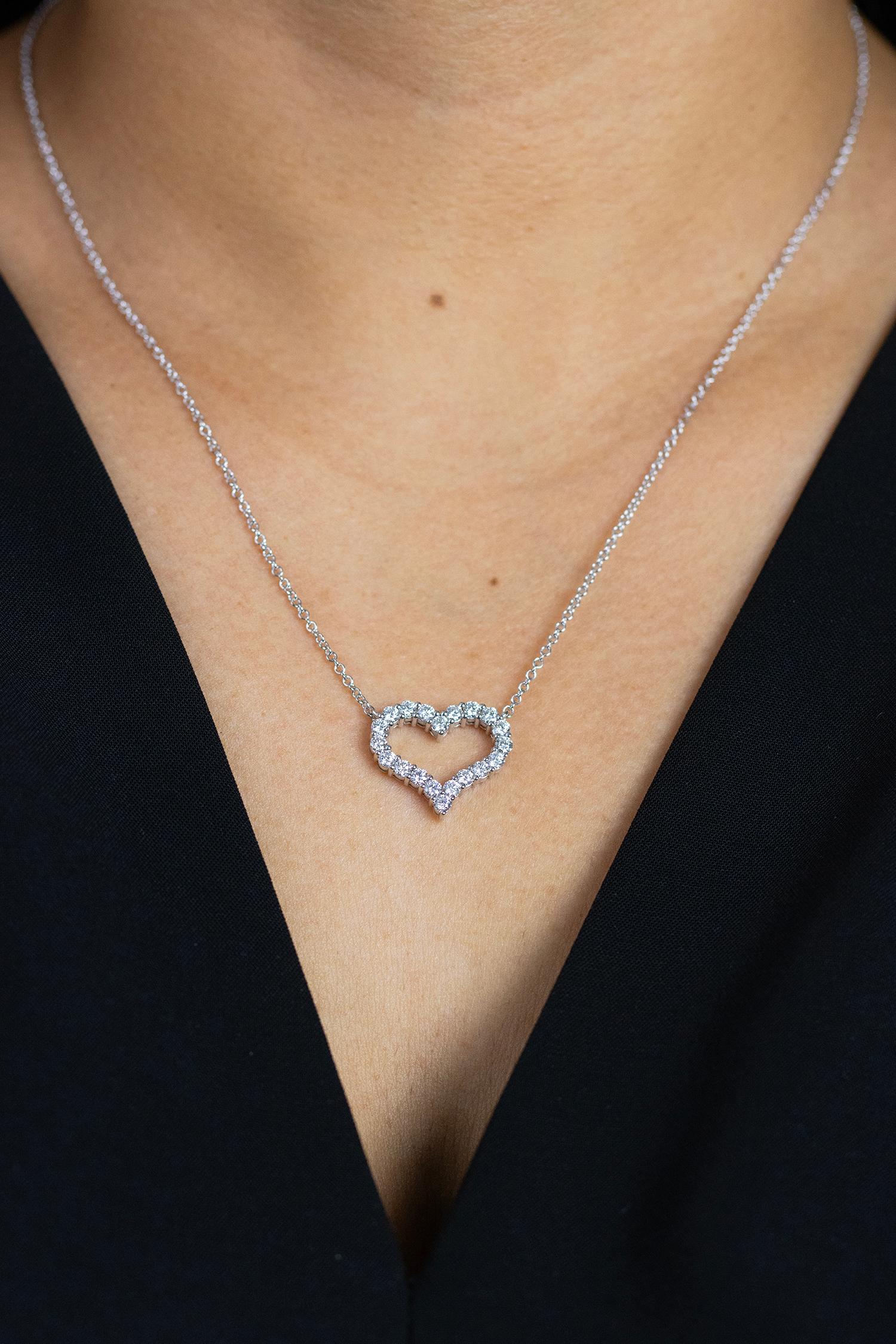 Women's 1.12 Carats Total Brilliant Round Diamonds Open-Work Heart Pendant Necklace For Sale
