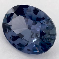 1.12 carati di zaffiro blu ovale sfuso