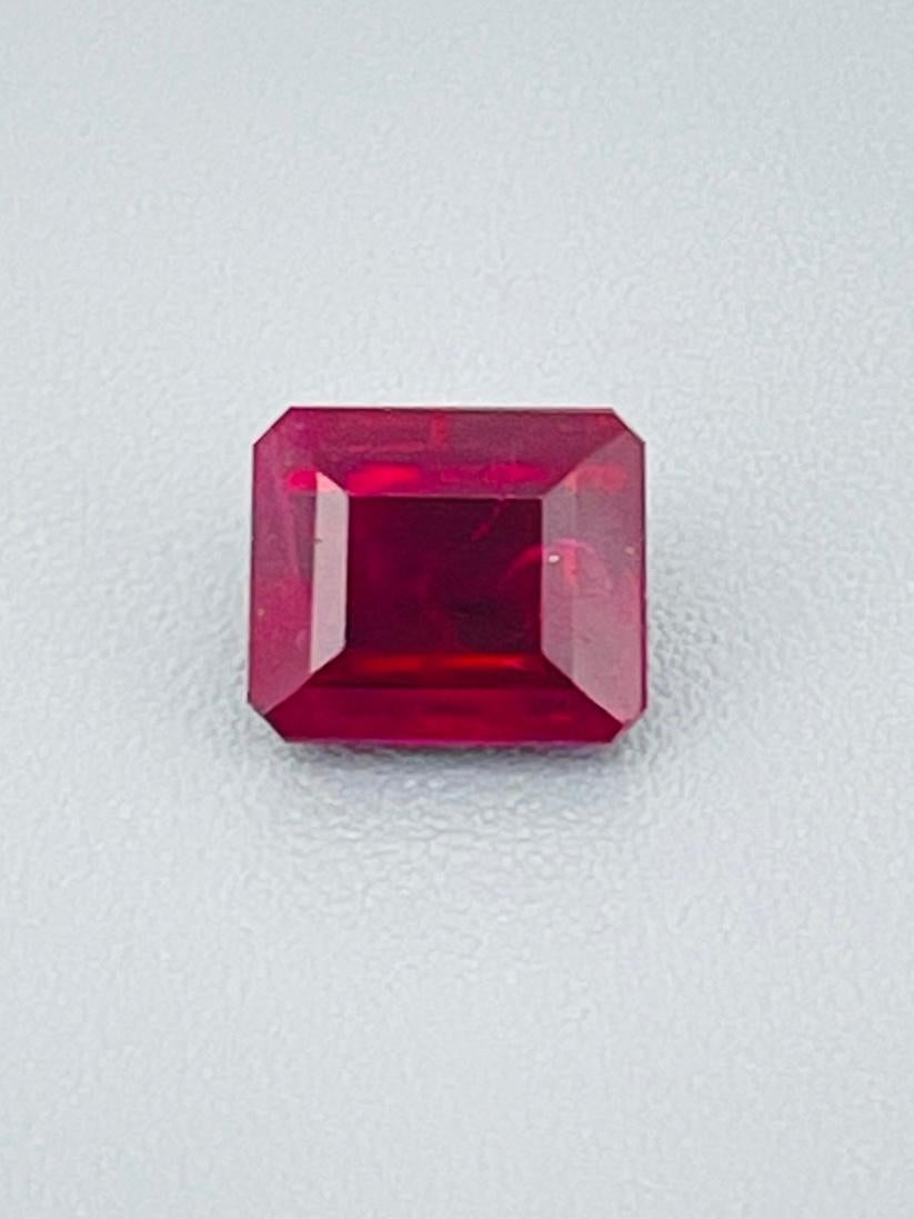 1.12 Ct GIA certified Natural Burma Ruby pigeon blood unheated Eye clean In New Condition For Sale In bangkok, TH