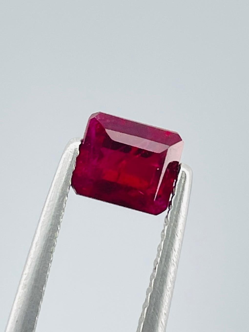 1.12 Ct GIA certified Natural Burma Ruby pigeon blood unheated Eye clean For Sale 1