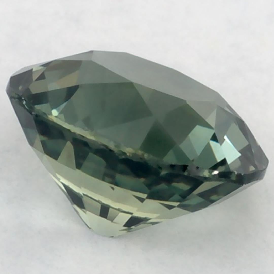 1.12 Ct Green Sapphire Oval Loose Gemstone (Saphir vert ovale en vrac) en vente 1