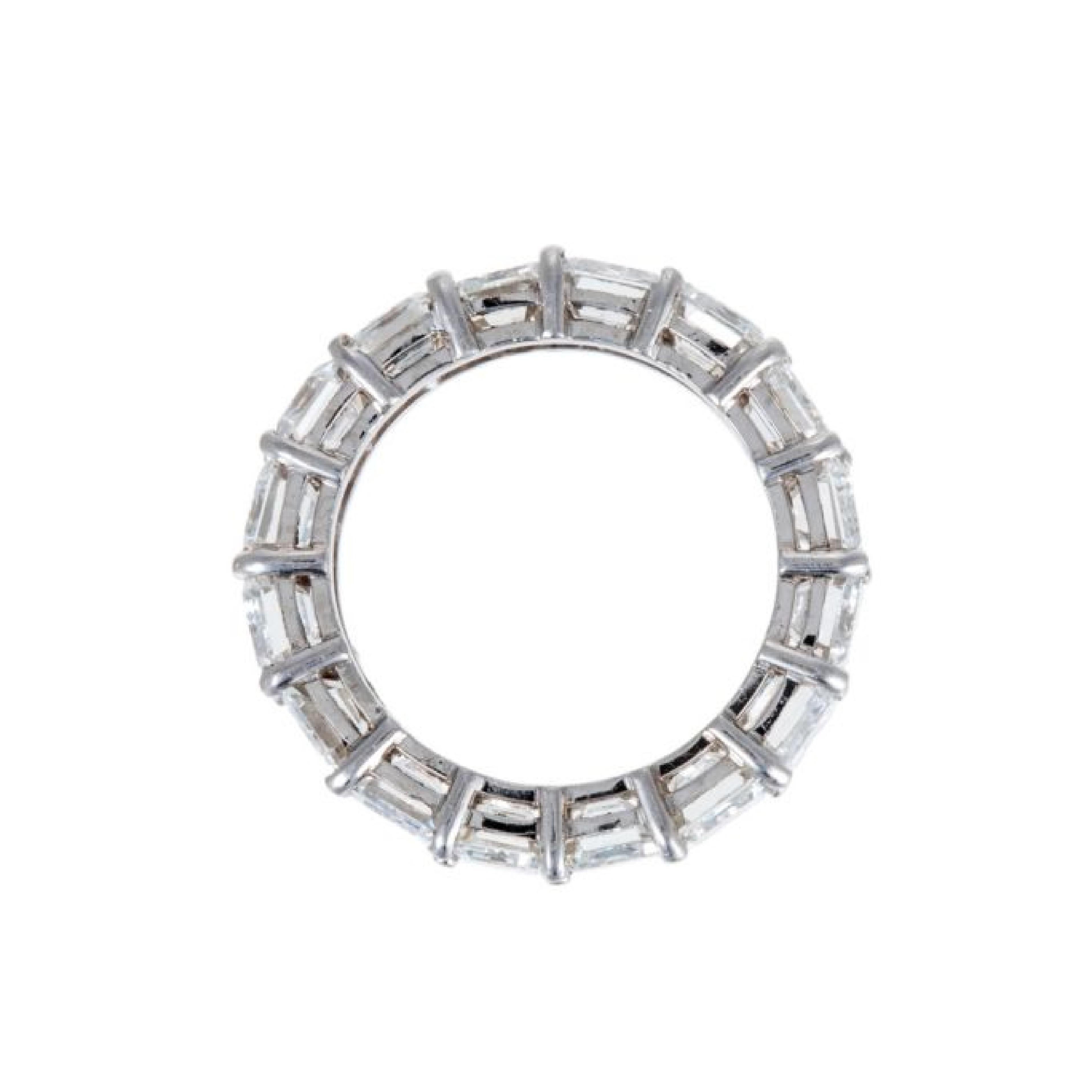 11.20 Carat Emerald Cut Eternity Band, F VVS-VS 'Each Stone 0.70 Carat' In New Condition In New York, NY