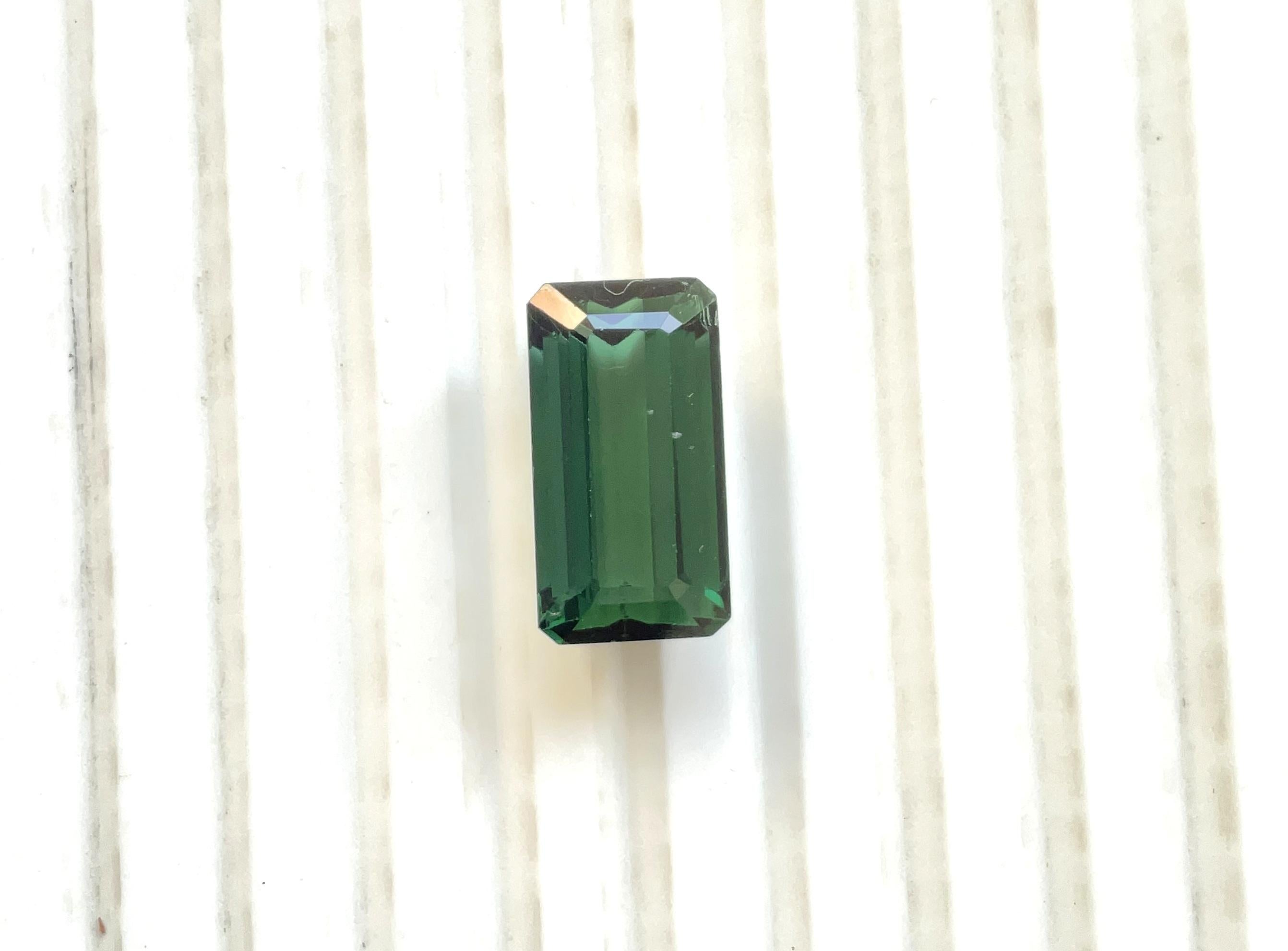 Octagon Cut 11.20 Carats Green Tourmaline Octagon Faceted Top Quality Cut stone Natural Gem For Sale