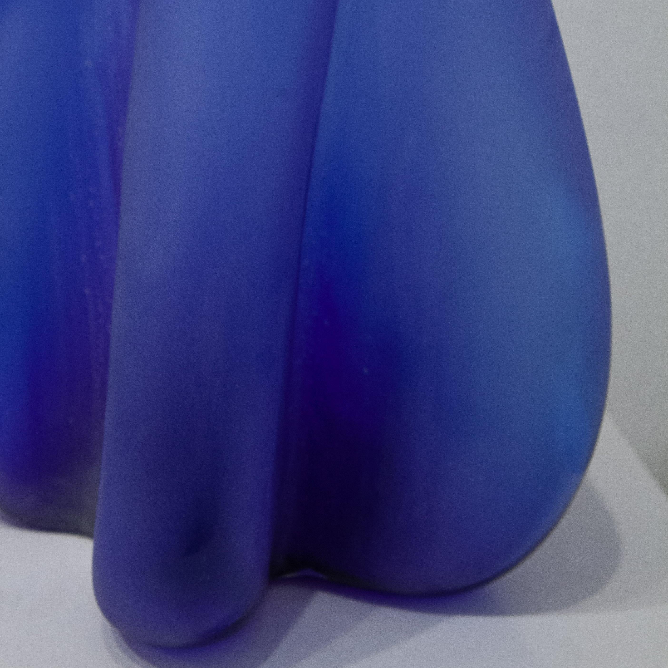Blue Curtain (blown glass design craft cobalt blue sleek table-top sculpture) - Contemporary Sculpture by Robert Burch