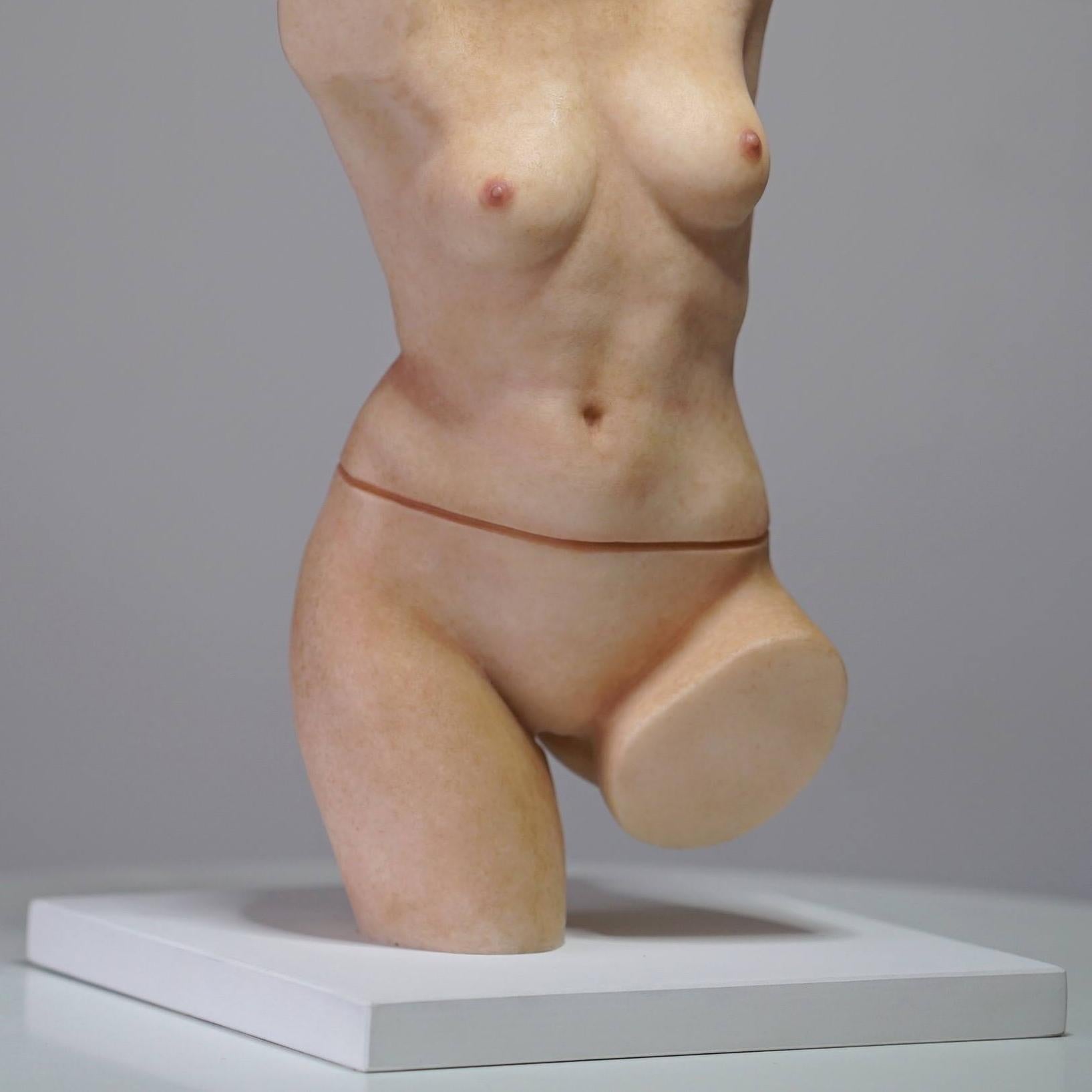 MILF , 21st century, modern, sculpture, silicone, Kate Moss , urban art - Modern Sculpture by ASPENCROW