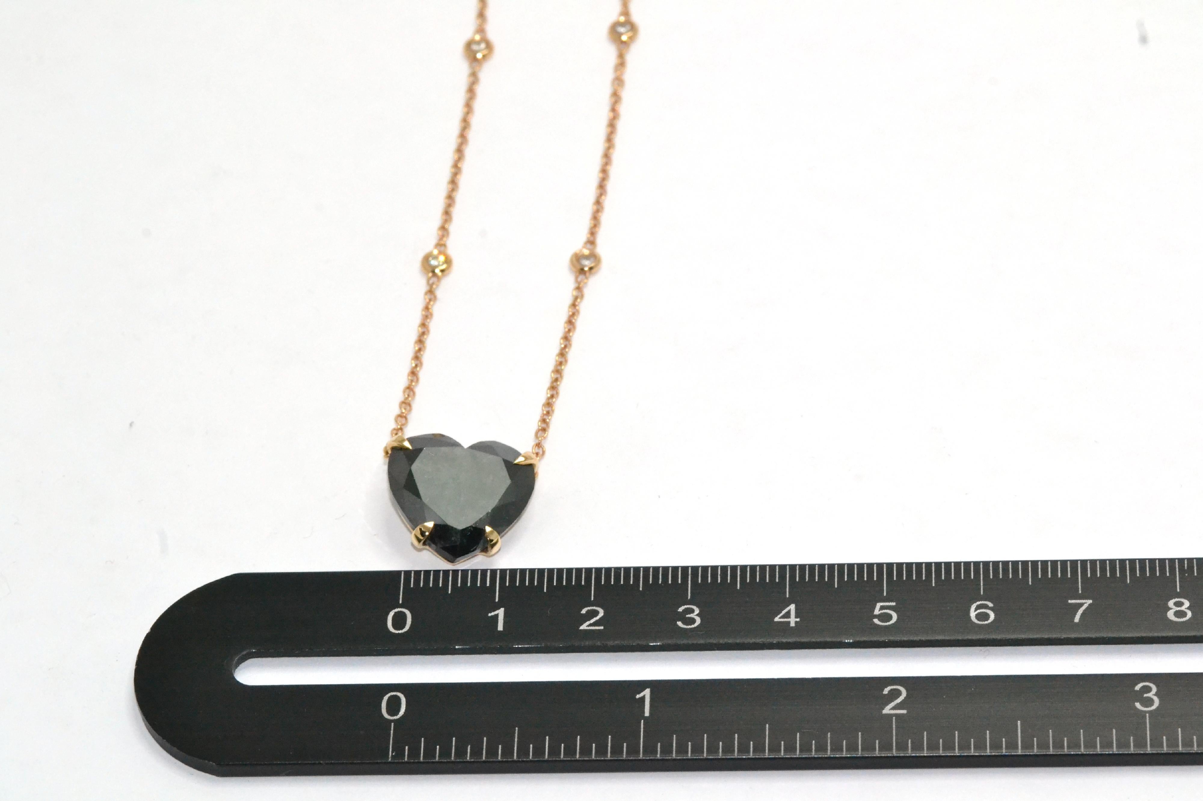 11.22 Carat Heart Cut  Black Diamond 18 KT Rose Gold Made in Italy  Necklace For Sale 4