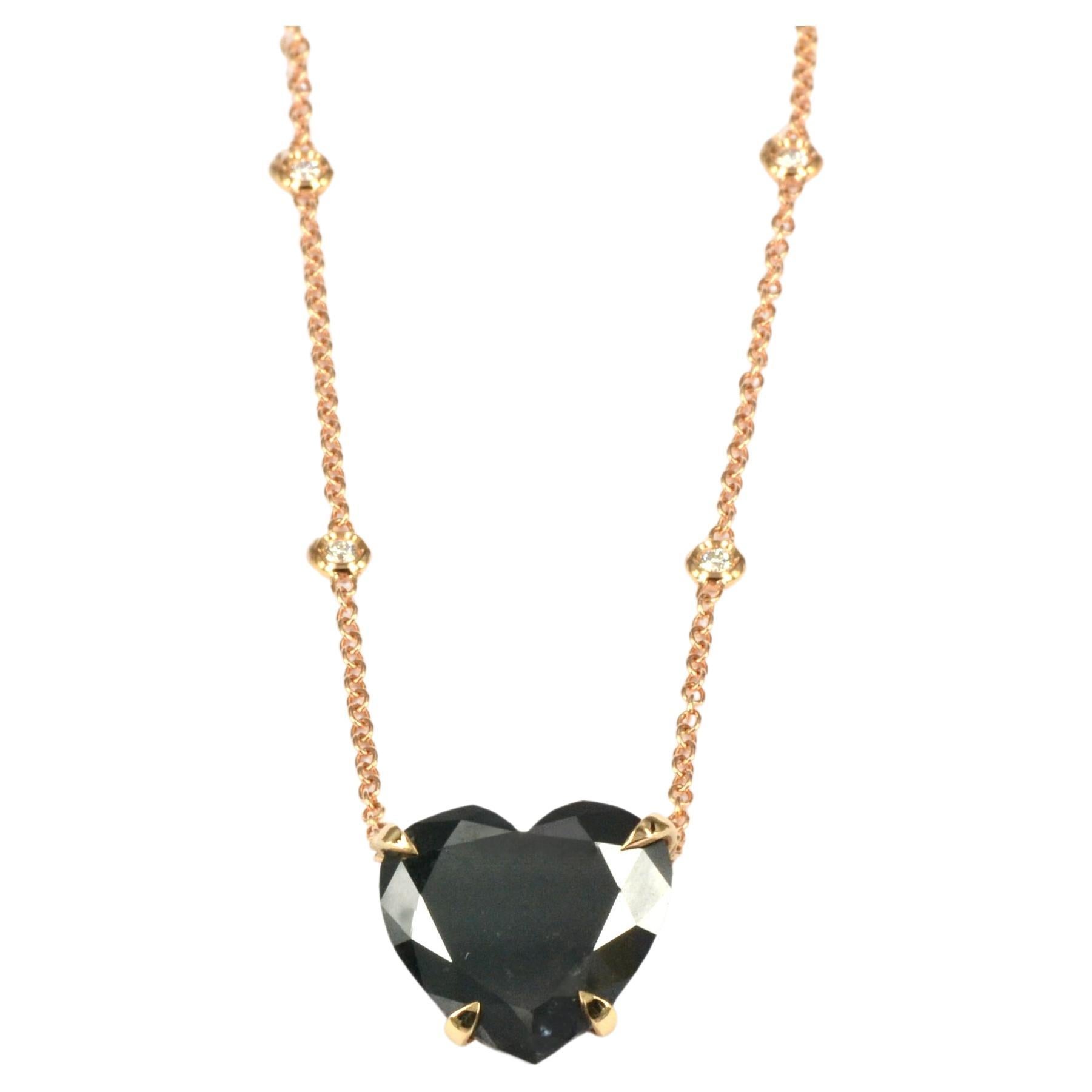 11.22 Carat Heart Cut  Black Diamond 18 KT Rose Gold Made in Italy  Necklace For Sale