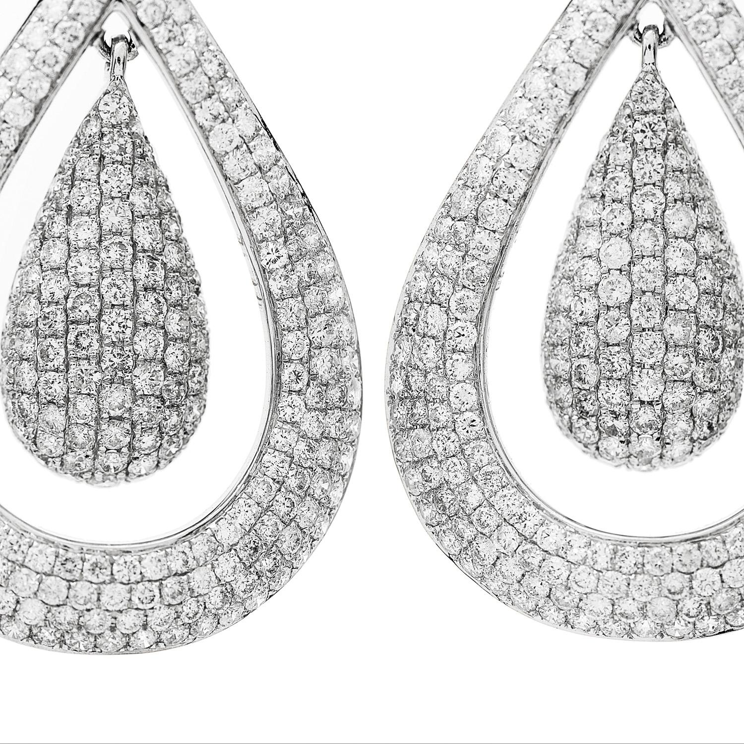 Round Cut 11.22 Carats Diamond Gold Floral Large Drop Earrings For Sale