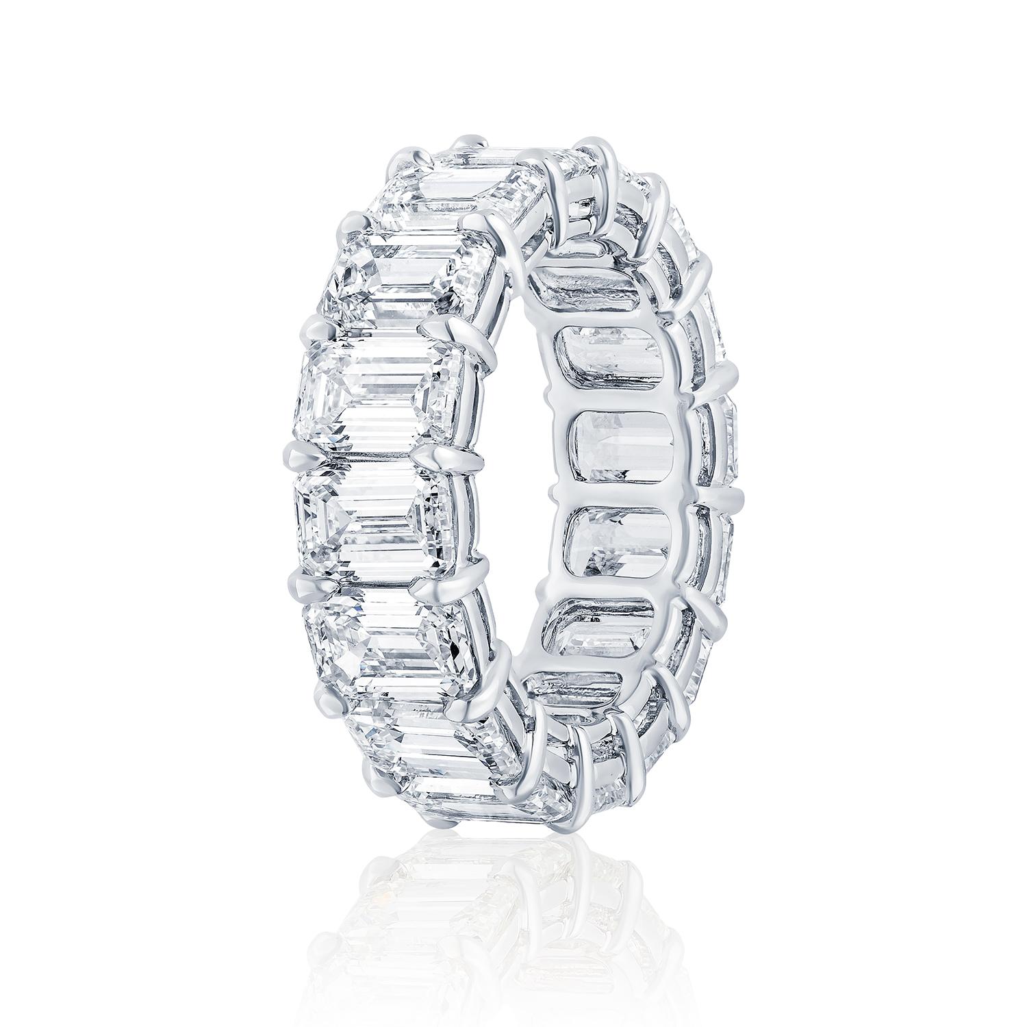 Women's or Men's 11.23 Carat Emerald Cut Diamond Eternity Band Ring For Sale