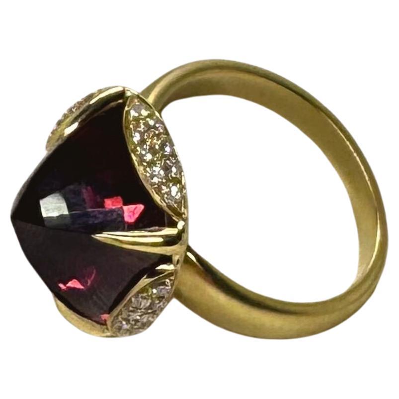 Bague en or massif 18k avec grenat rhodolite et diamant de 11,23 carats en vente