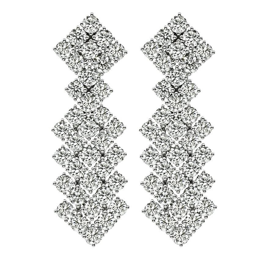 Round Cut 11.24ct Diamond Gold Earrings