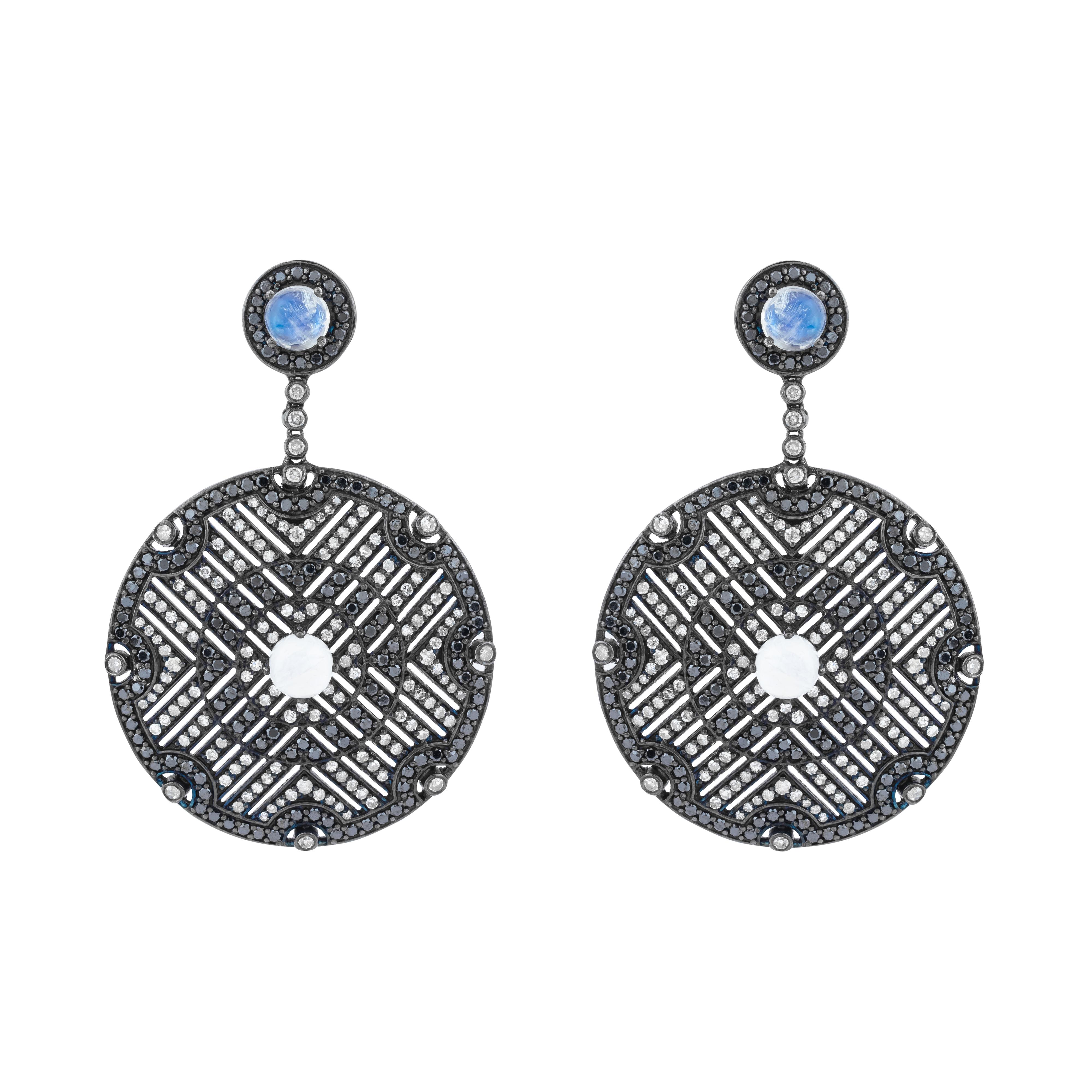11.25 Carat Diamond, Black Diamond and Moonstone Drop Earrings In New Condition For Sale In Jaipur, IN