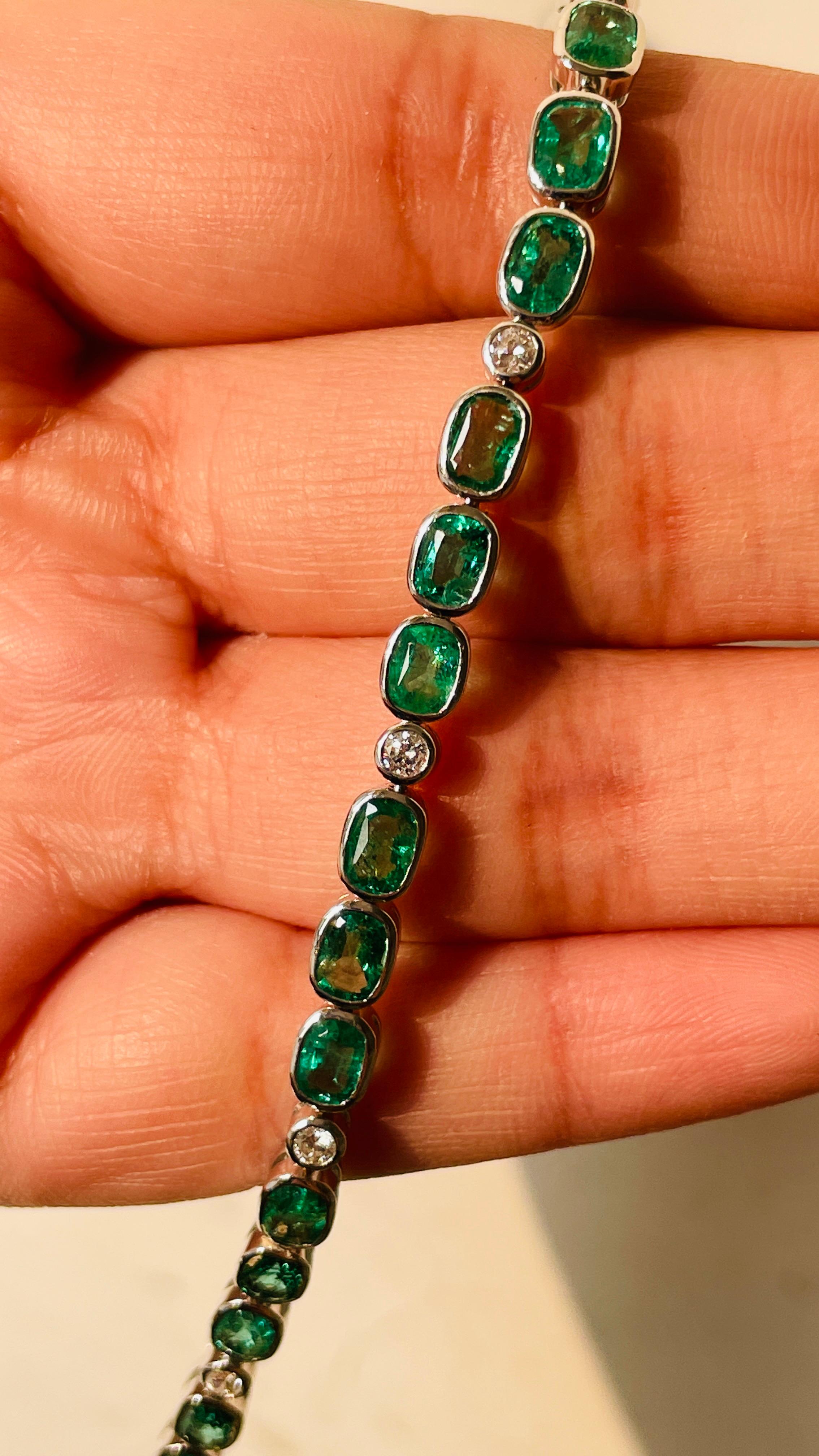 Women's 11.25 Carat Emerald and Diamond Cushion Cut Bracelet in 18K Solid White Gold For Sale