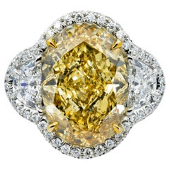 11.25 Carat Oval Statement Fancy Yellow 18K Gold Rare Fancy-Color Splendour