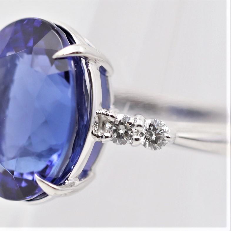 Women's 11.25 Carat Tanzanite Diamond Platinum Ring For Sale
