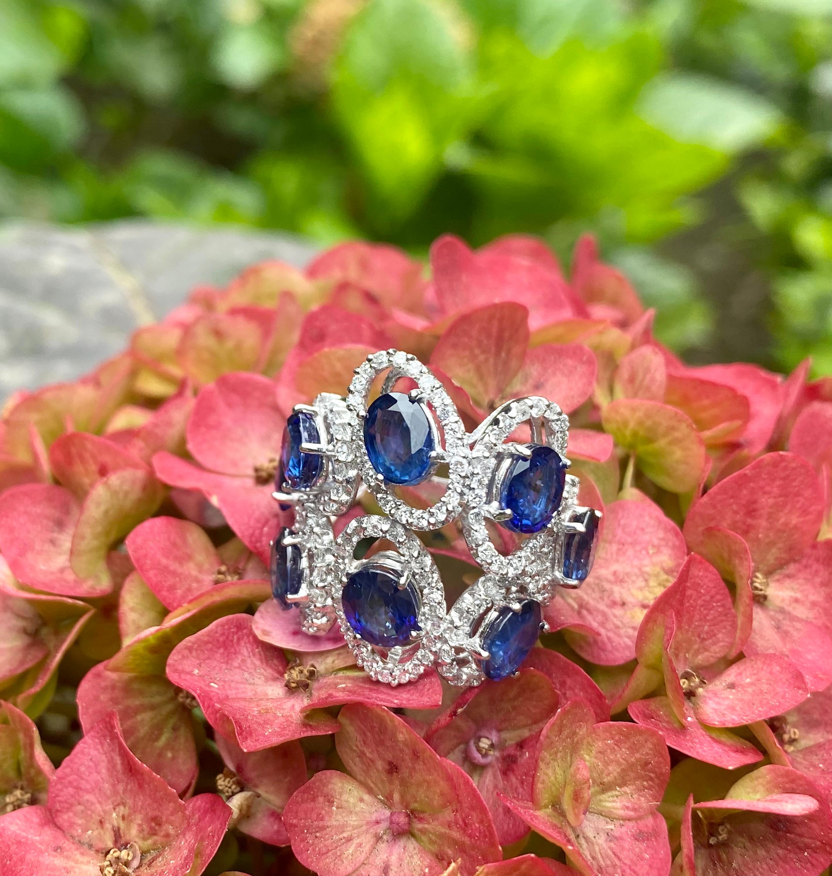 Artisan 11.26 Carat Natural Blue Sapphire and Diamond White Gold Cocktail Ring