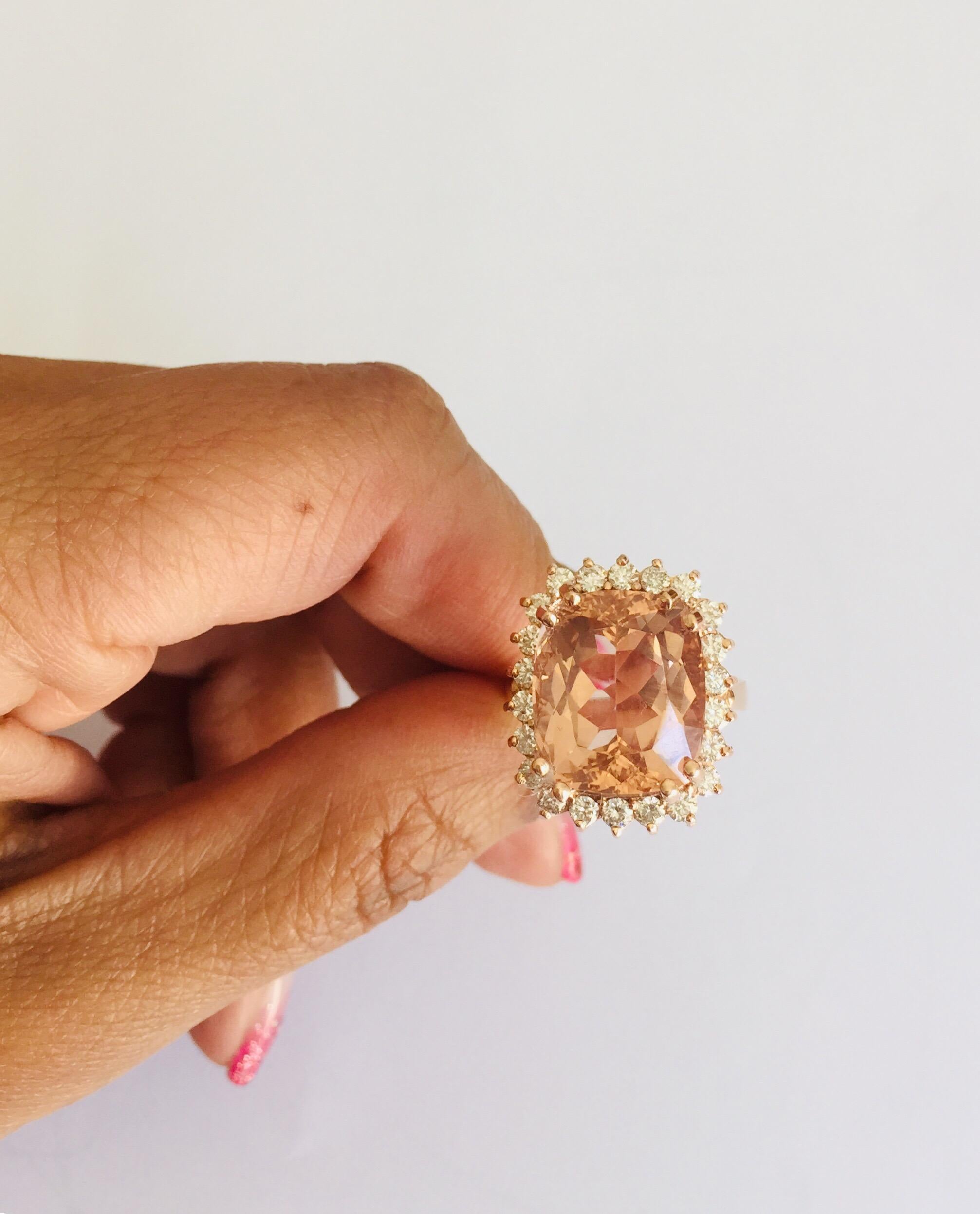 11.27 Carat Morganite Diamond 14 Karat Rose Gold Cocktail Ring For Sale 3