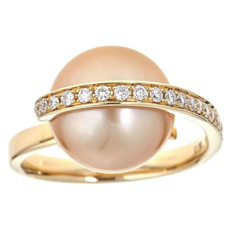 Round Cut 11.27 carat South Sea Pearl With Diamond accents 18K Yellow Gold Ring. For Sale