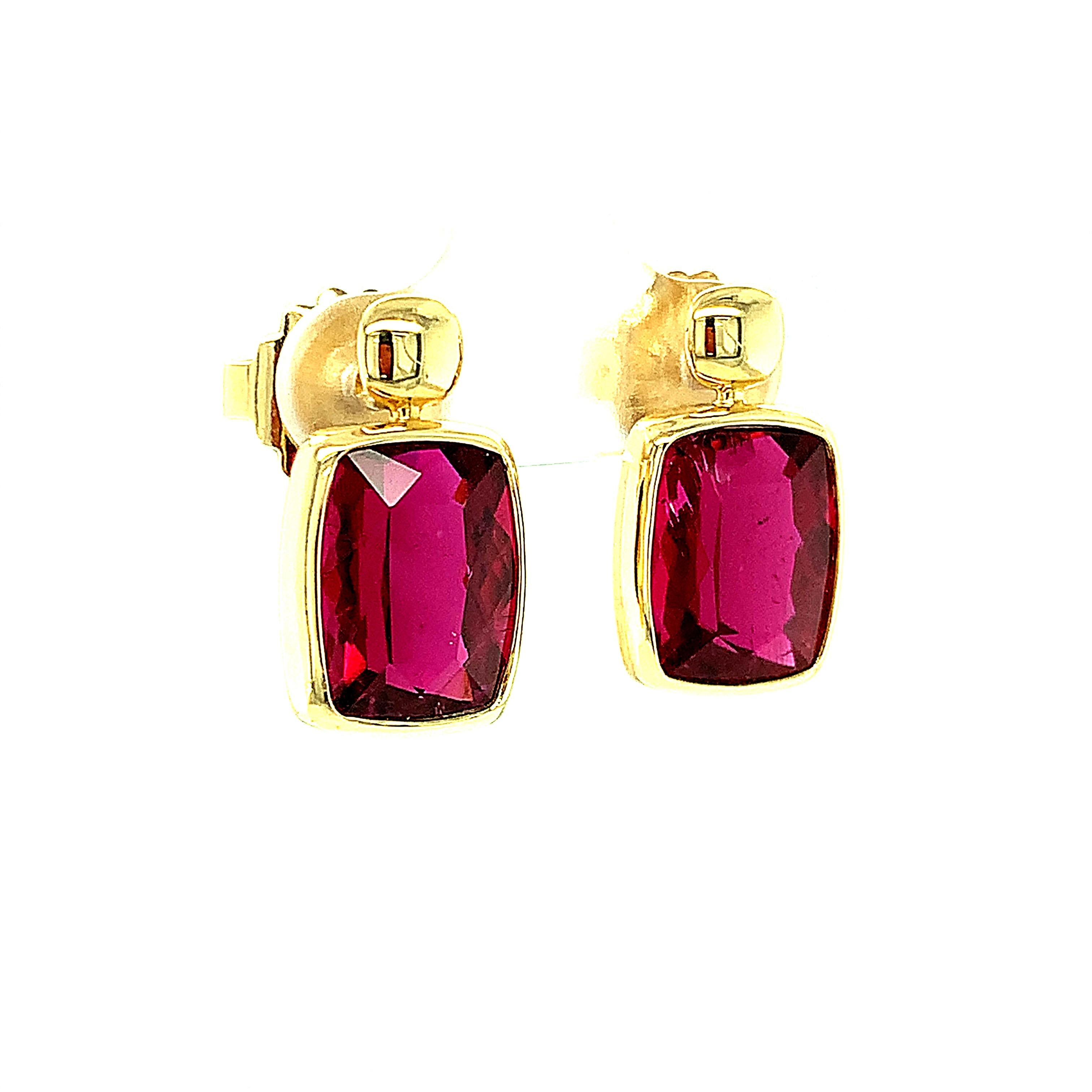 Artisan Rubellite Tourmaline Drop Earrings in Yellow Gold, 11.28 Carats Total  For Sale