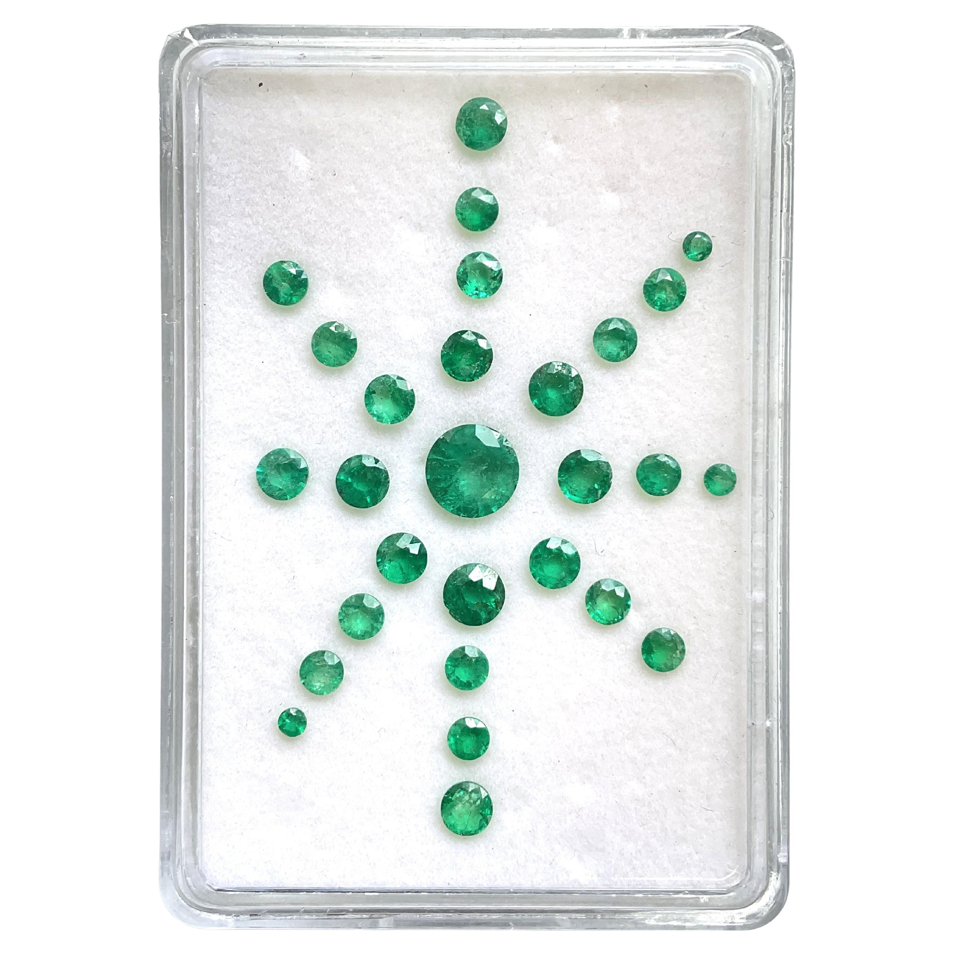 11.28 Carats Colombian Emerald Round Cut stone natural gemstones origin Colombia